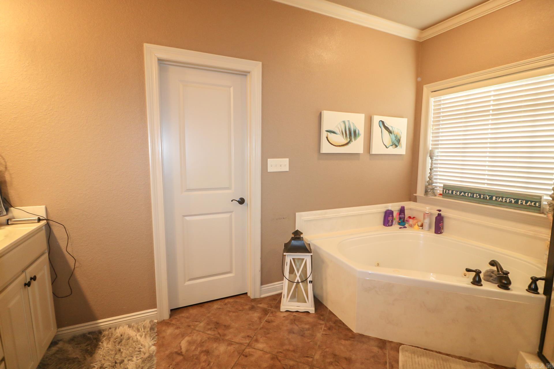 SHADOW CREEK - Residential