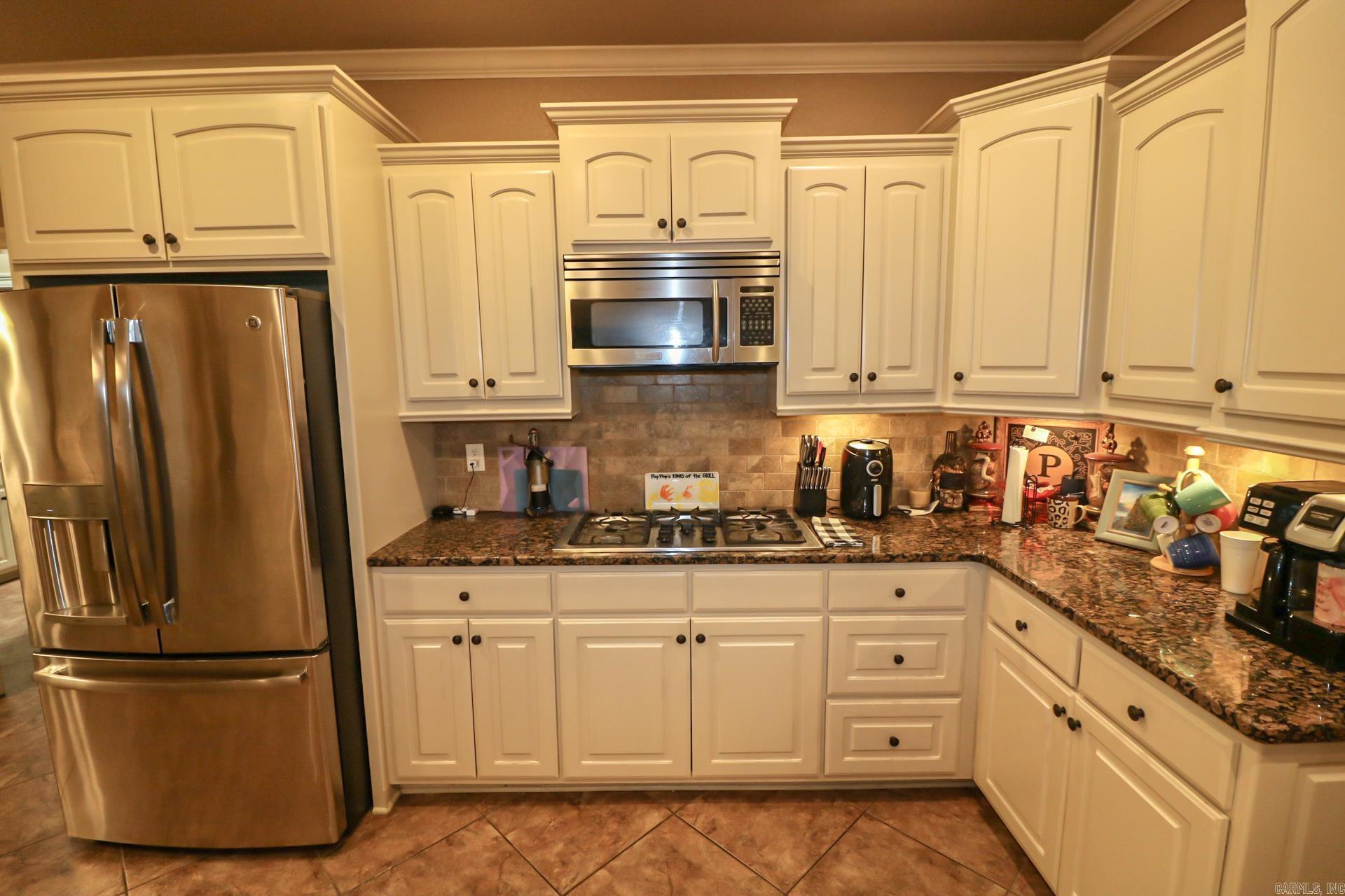 SHADOW CREEK - Residential