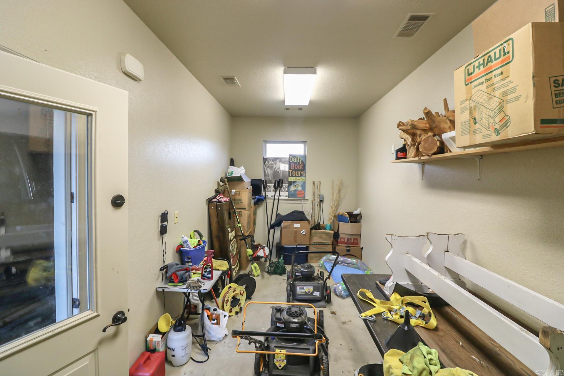 SHADOW CREEK - Residential