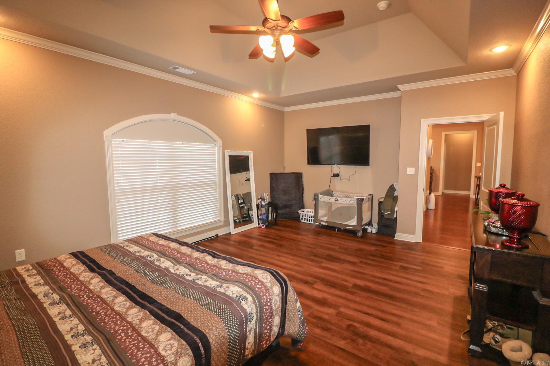 SHADOW CREEK - Residential