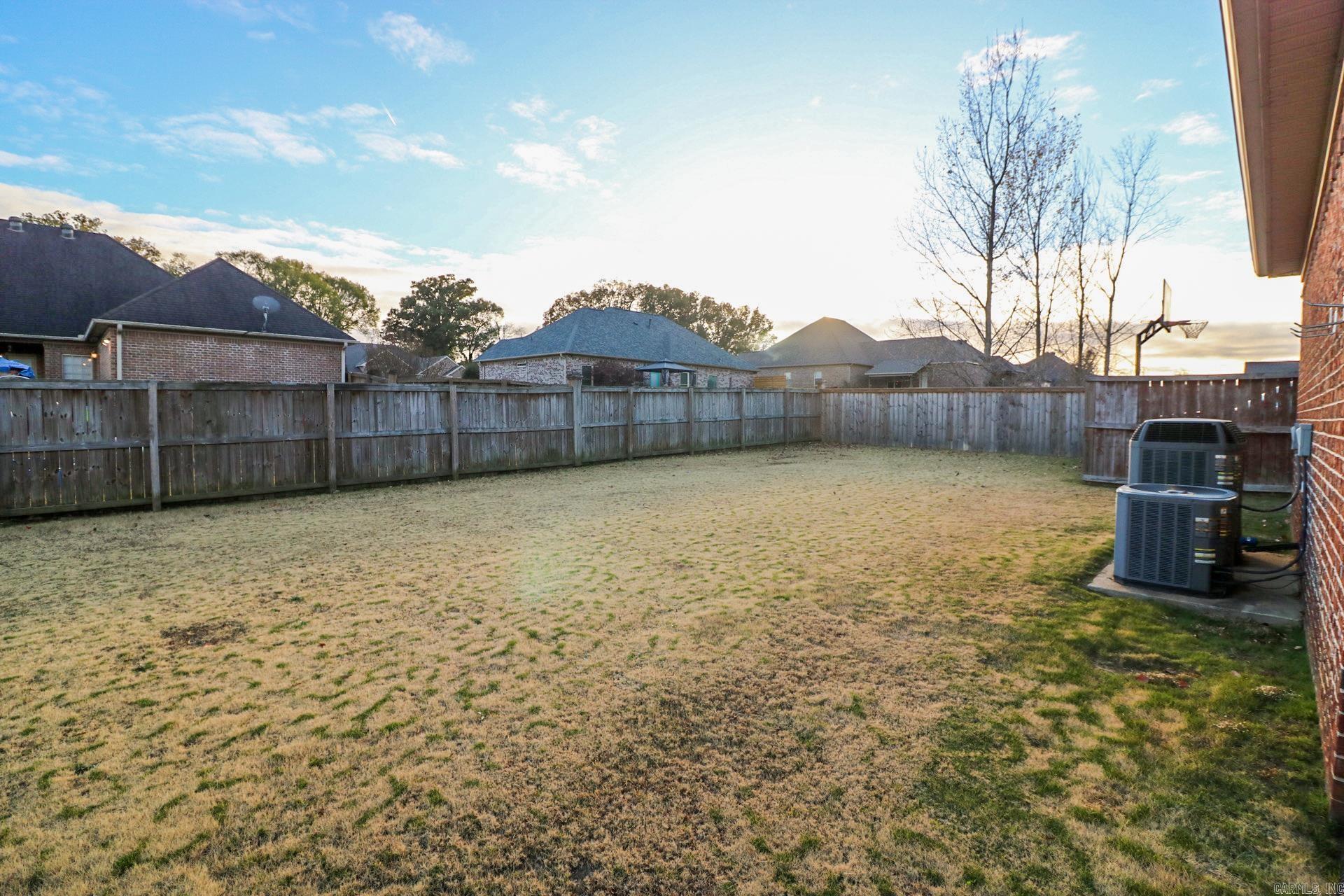 SHADOW CREEK - Residential