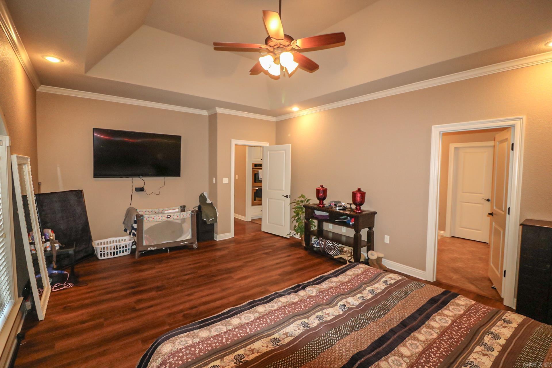 SHADOW CREEK - Residential