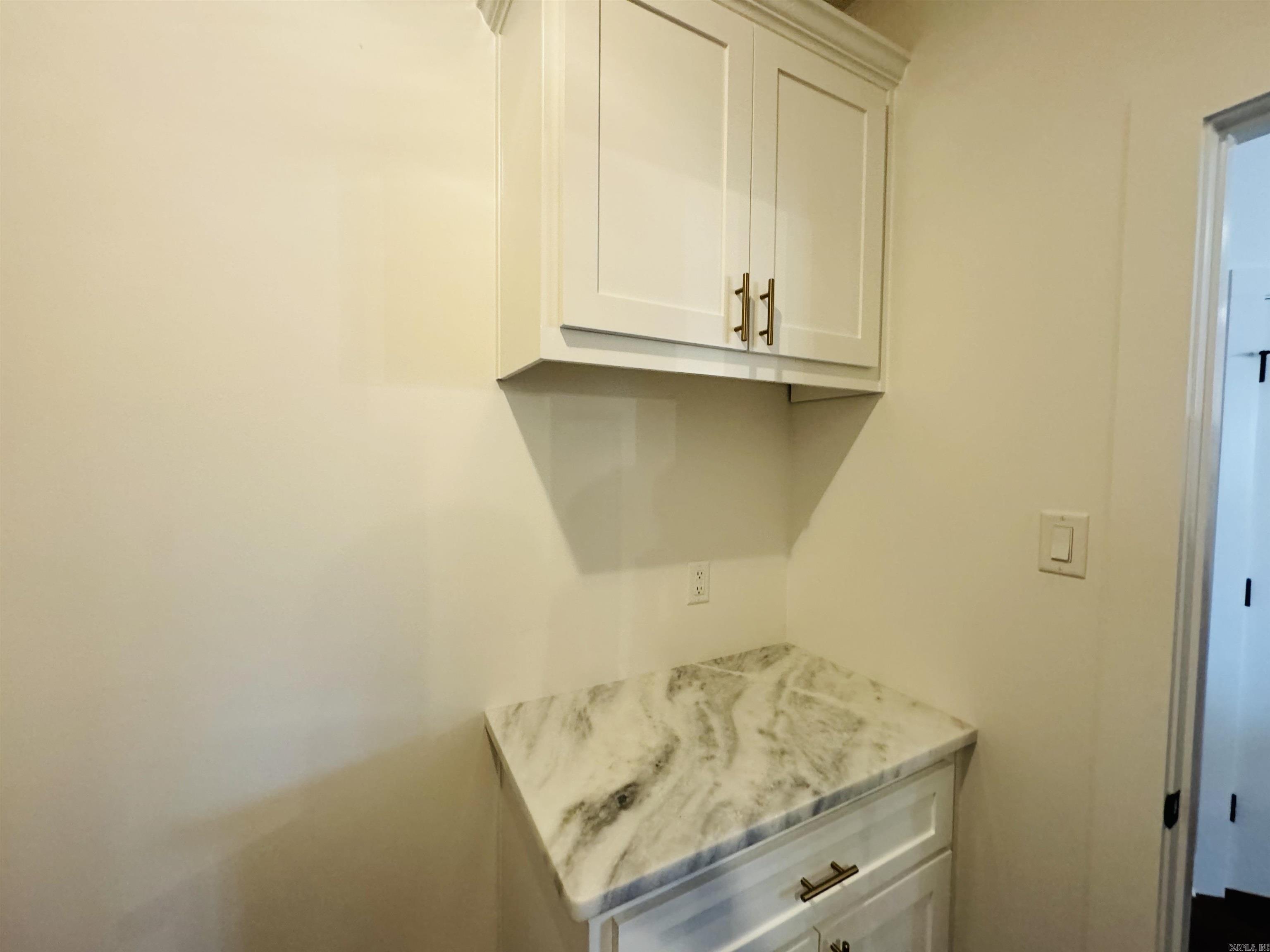 MILLERS GLENN - Residential