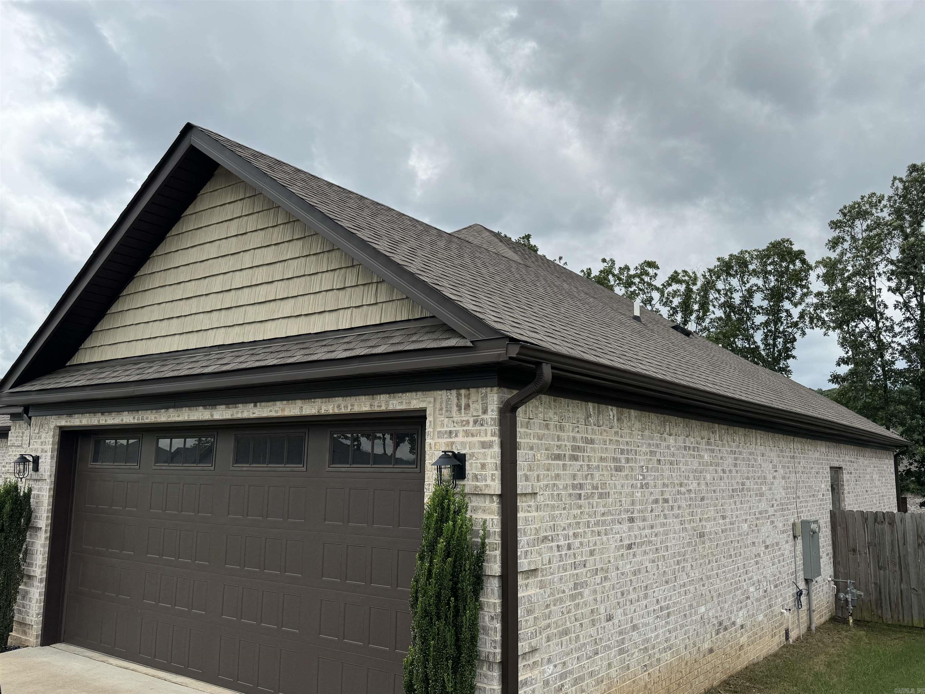 MILLERS GLENN - Residential