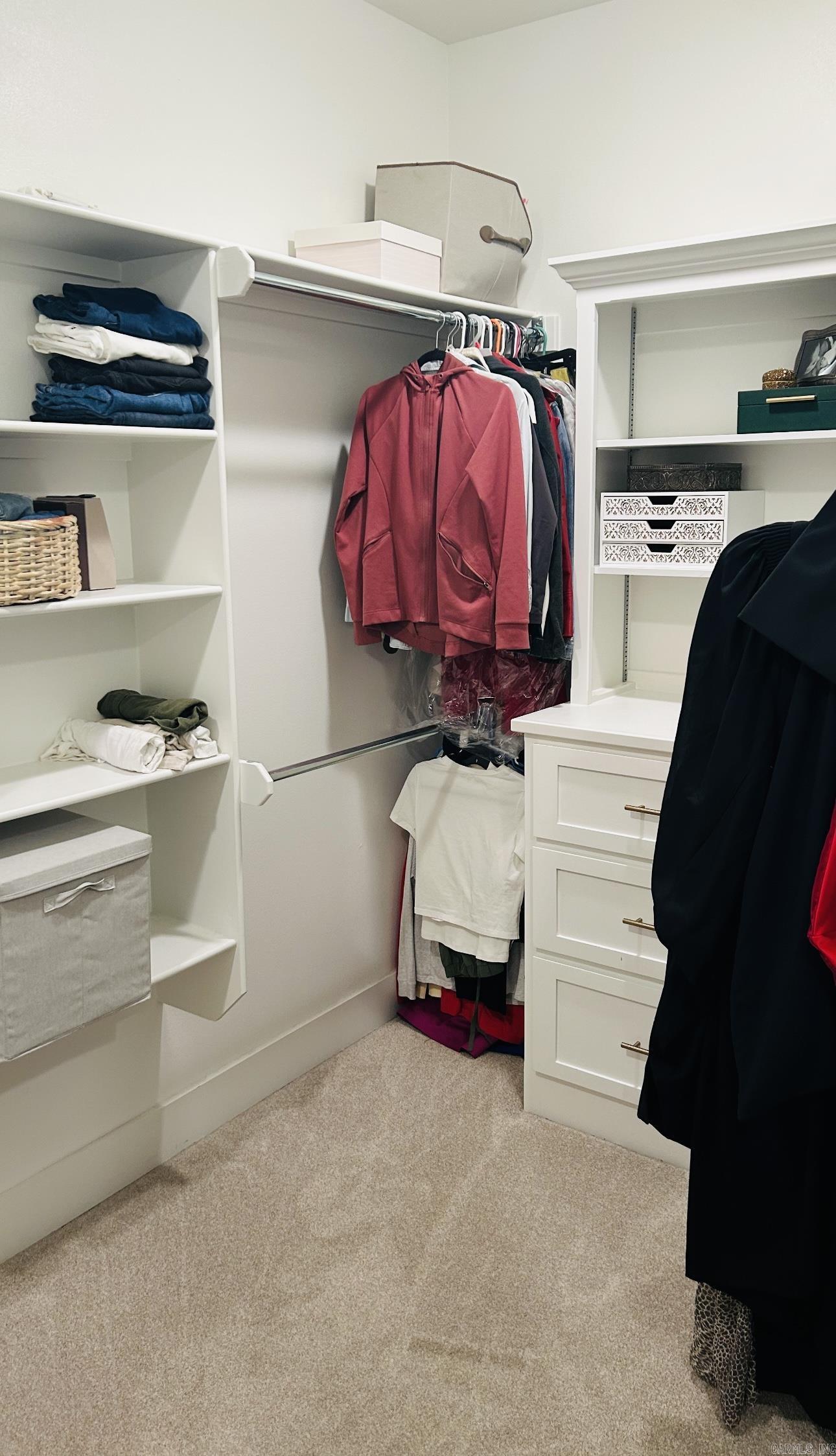 MILLERS GLENN - Residential