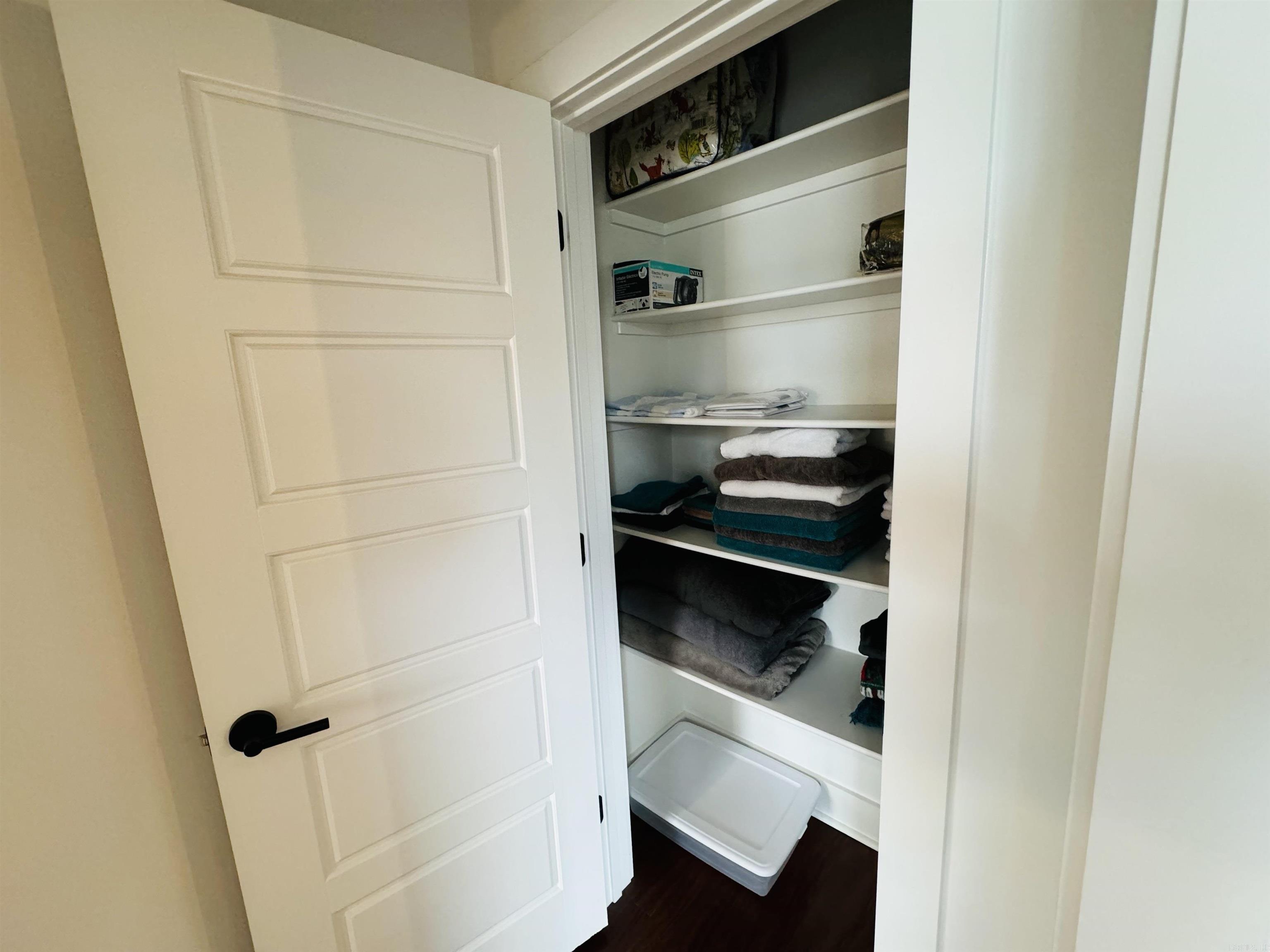 MILLERS GLENN - Residential