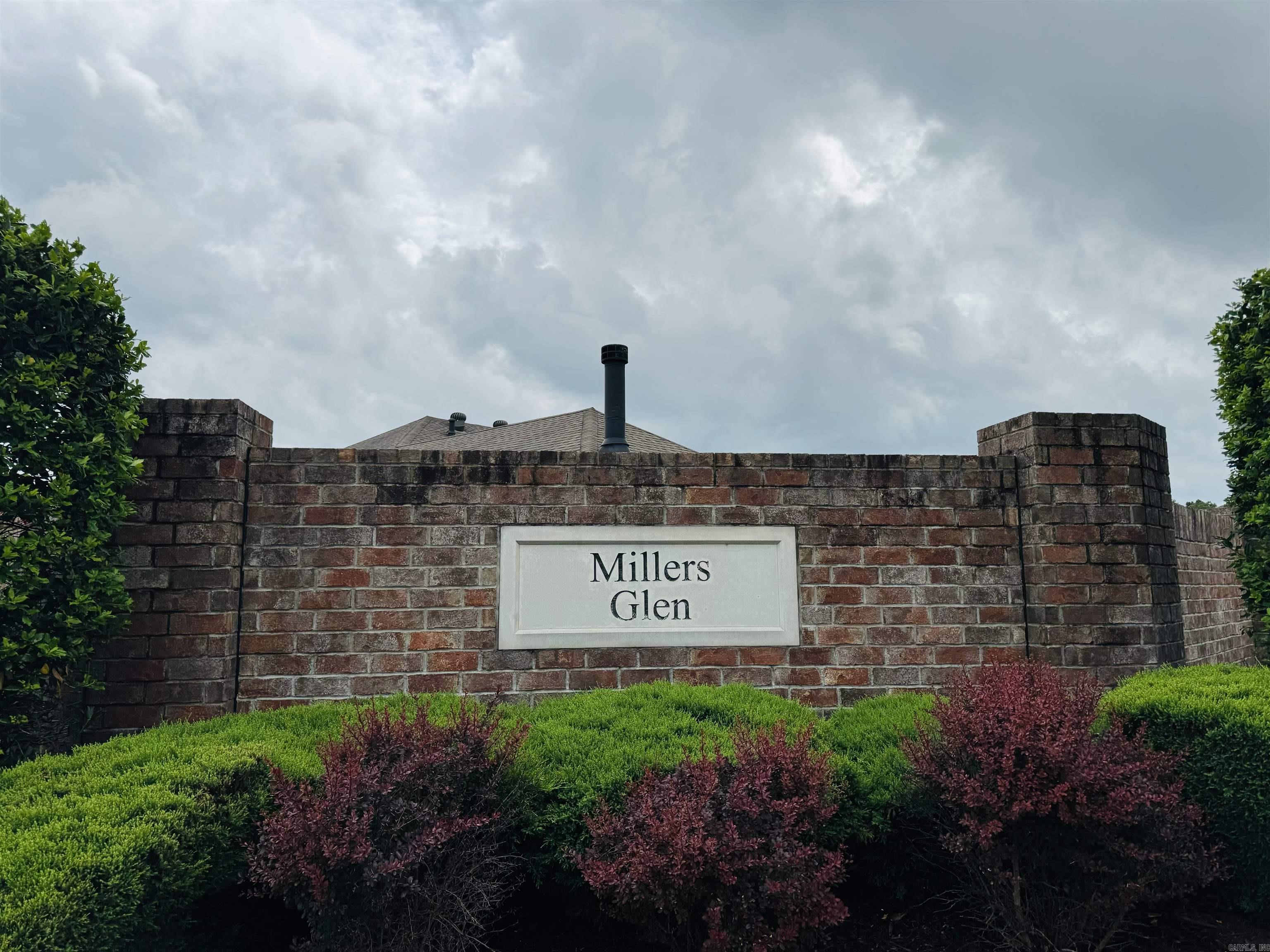 MILLERS GLENN - Residential
