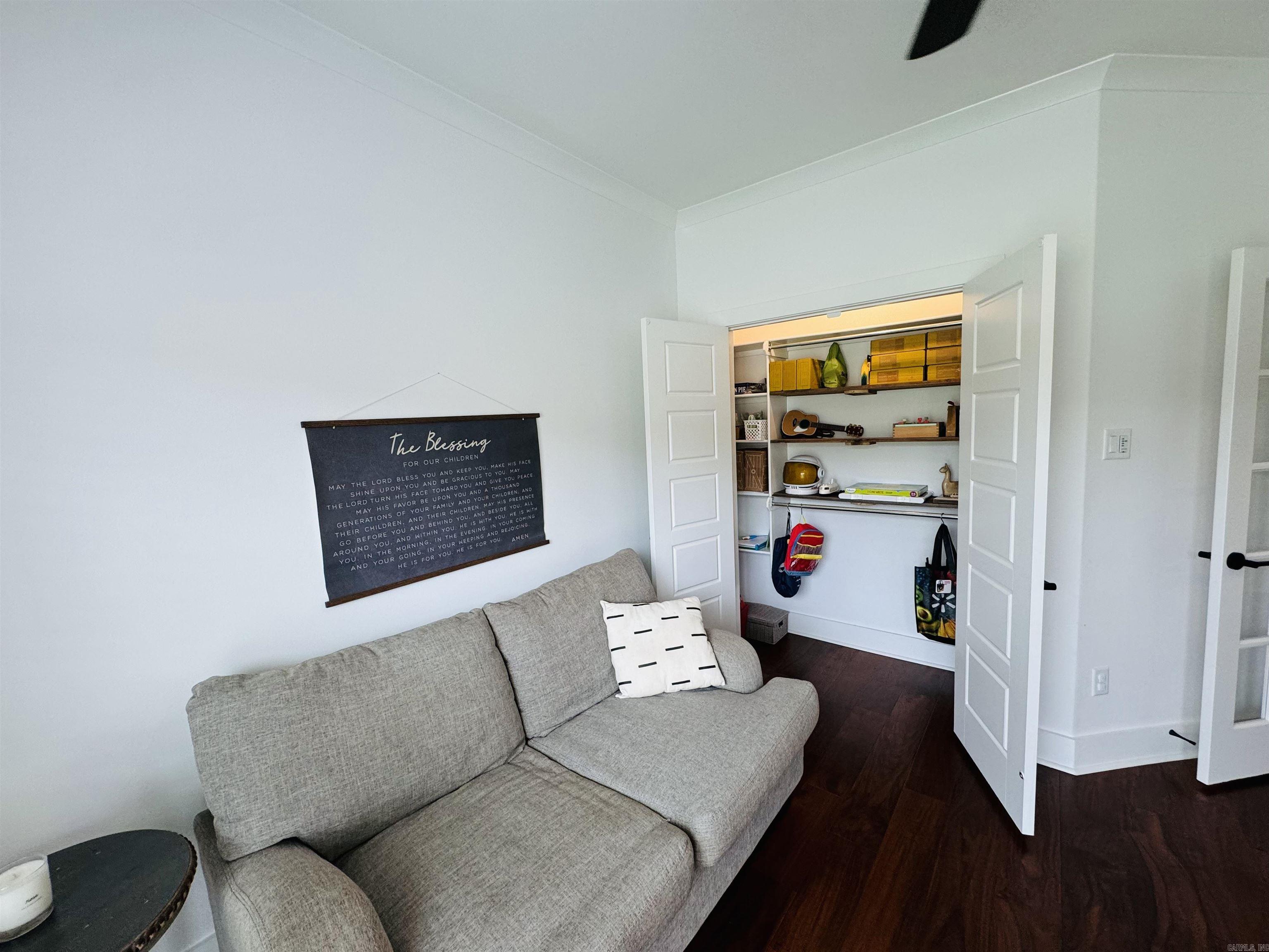 MILLERS GLENN - Residential