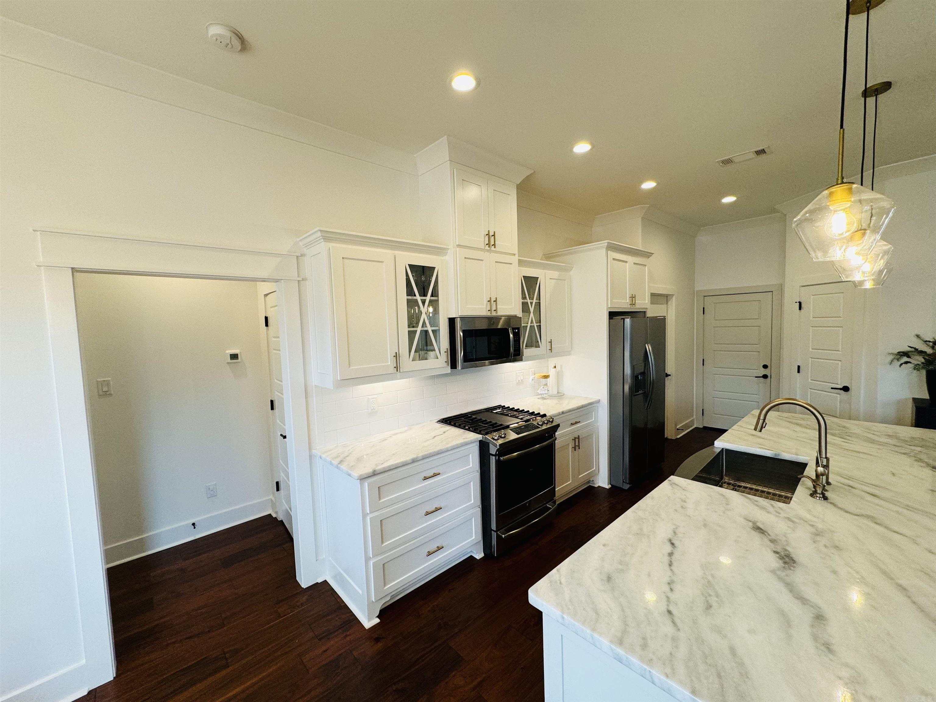 MILLERS GLENN - Residential