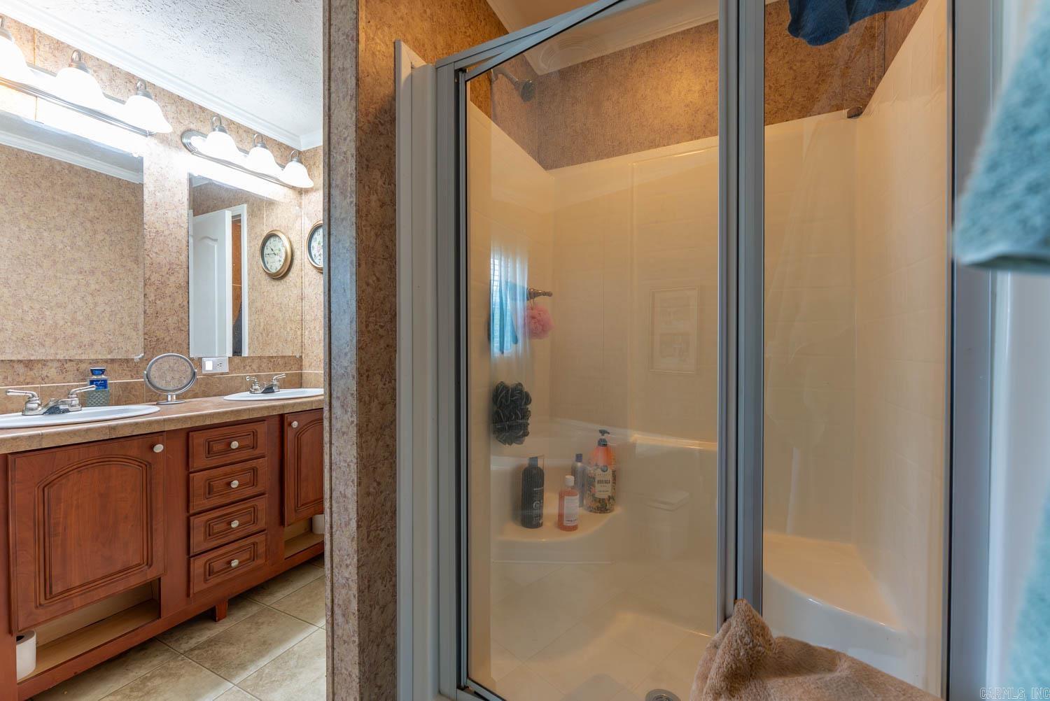 ROLLING MEADOWS MOBILE HOME PARK - Residential