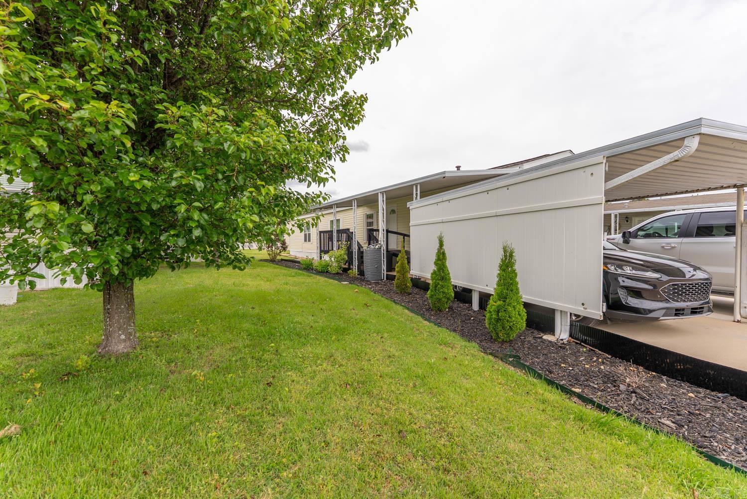 ROLLING MEADOWS MOBILE HOME PARK - Residential