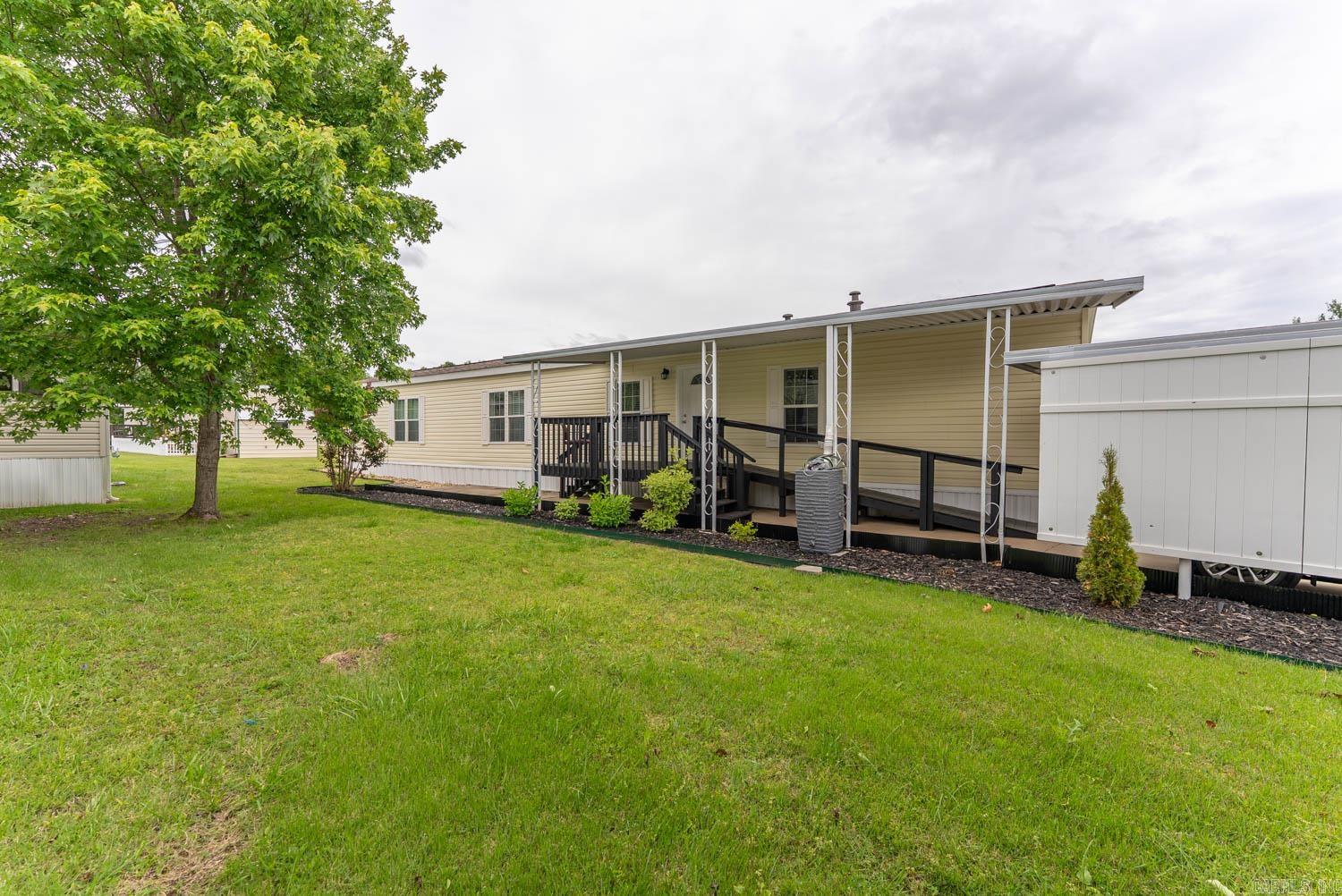ROLLING MEADOWS MOBILE HOME PARK - Residential
