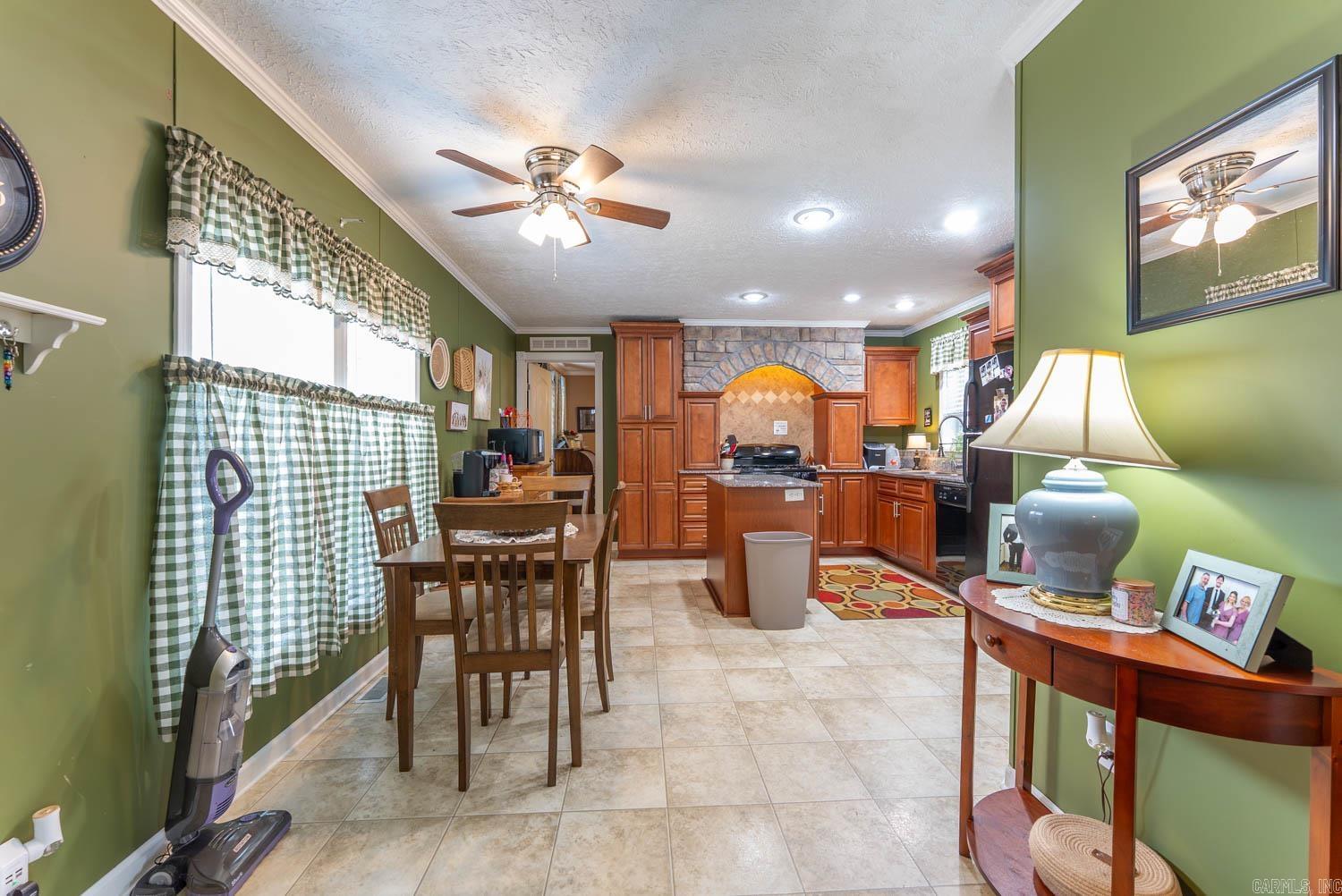 ROLLING MEADOWS MOBILE HOME PARK - Residential