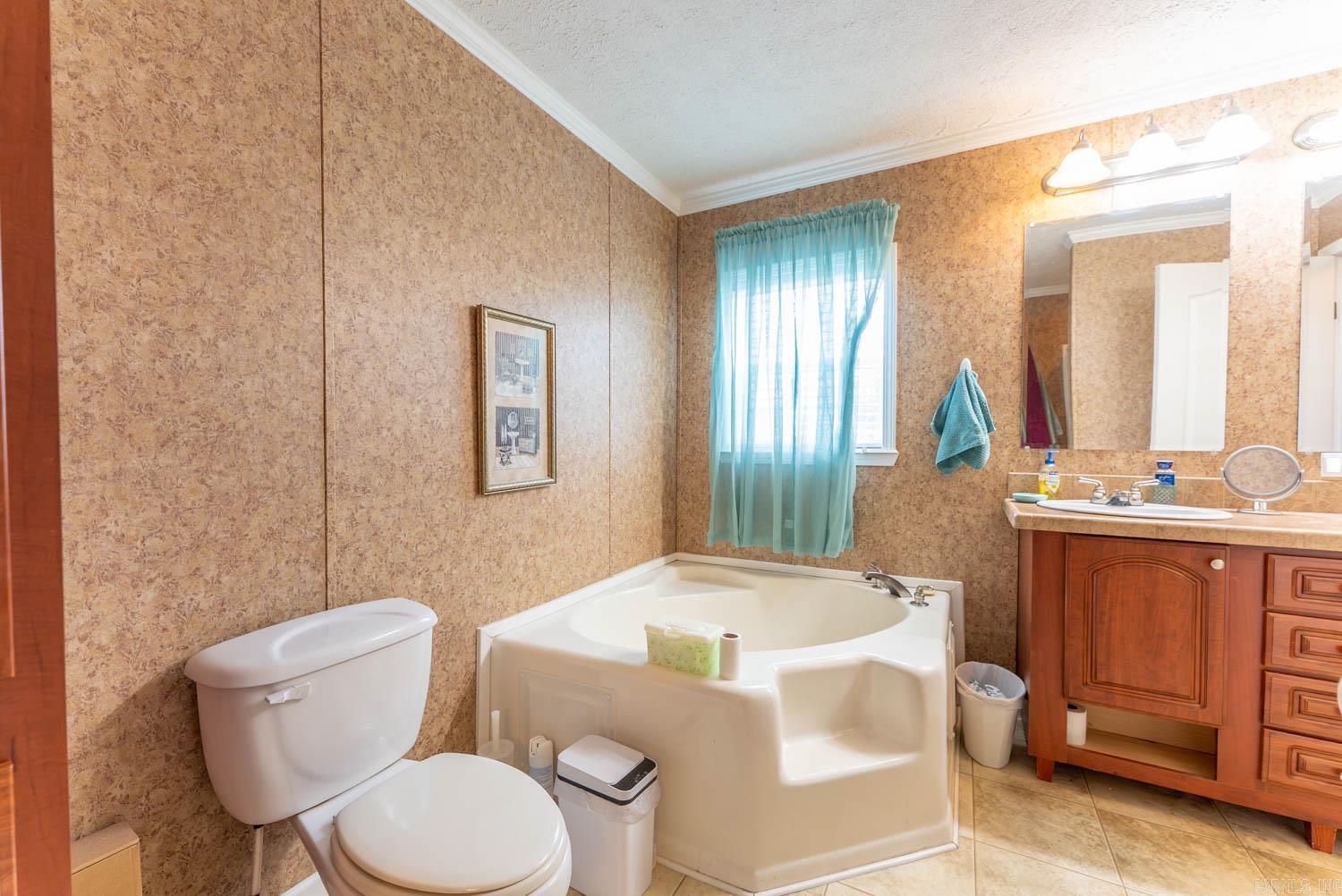 ROLLING MEADOWS MOBILE HOME PARK - Residential