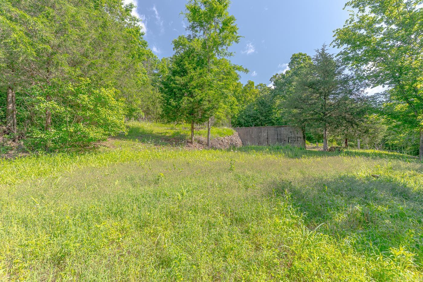 Mountain View First Stone - Land