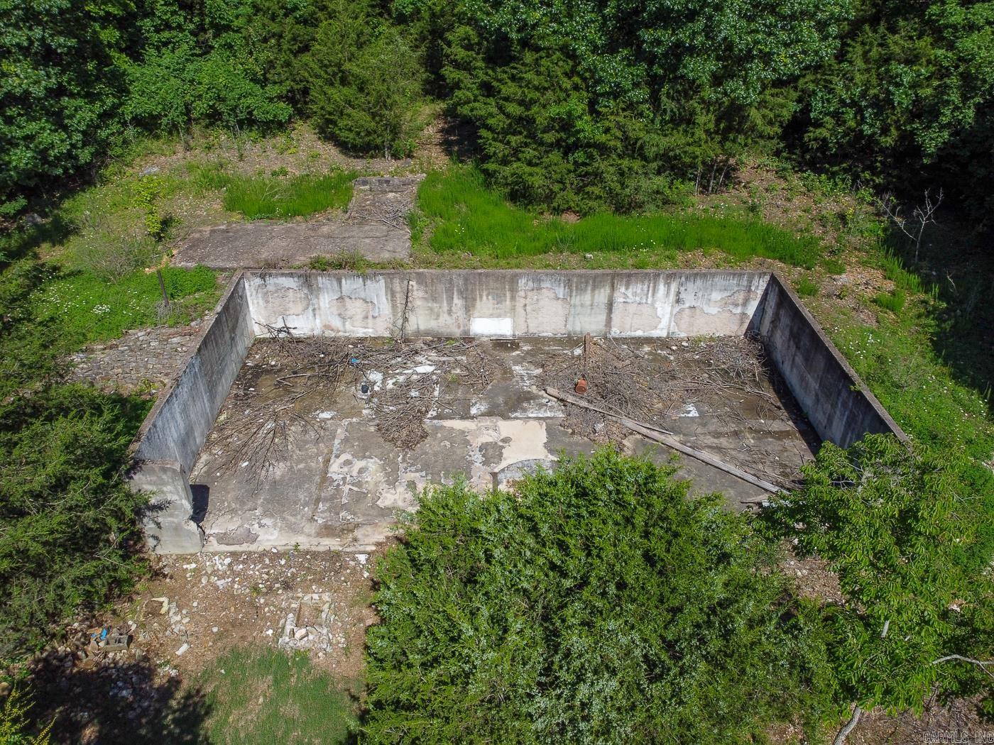 Mountain View First Stone - Land