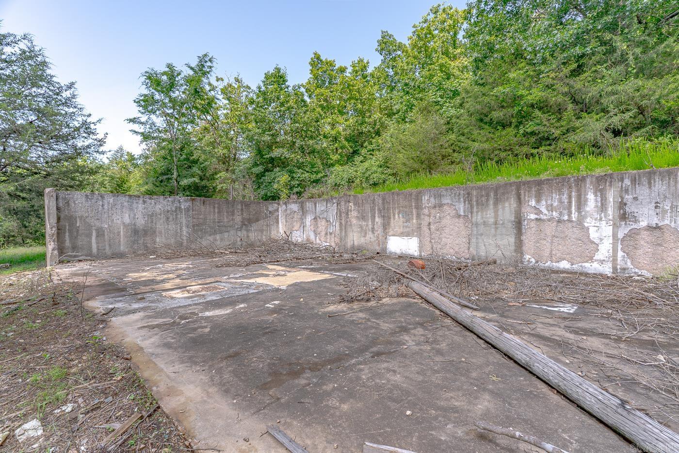 Mountain View First Stone - Land