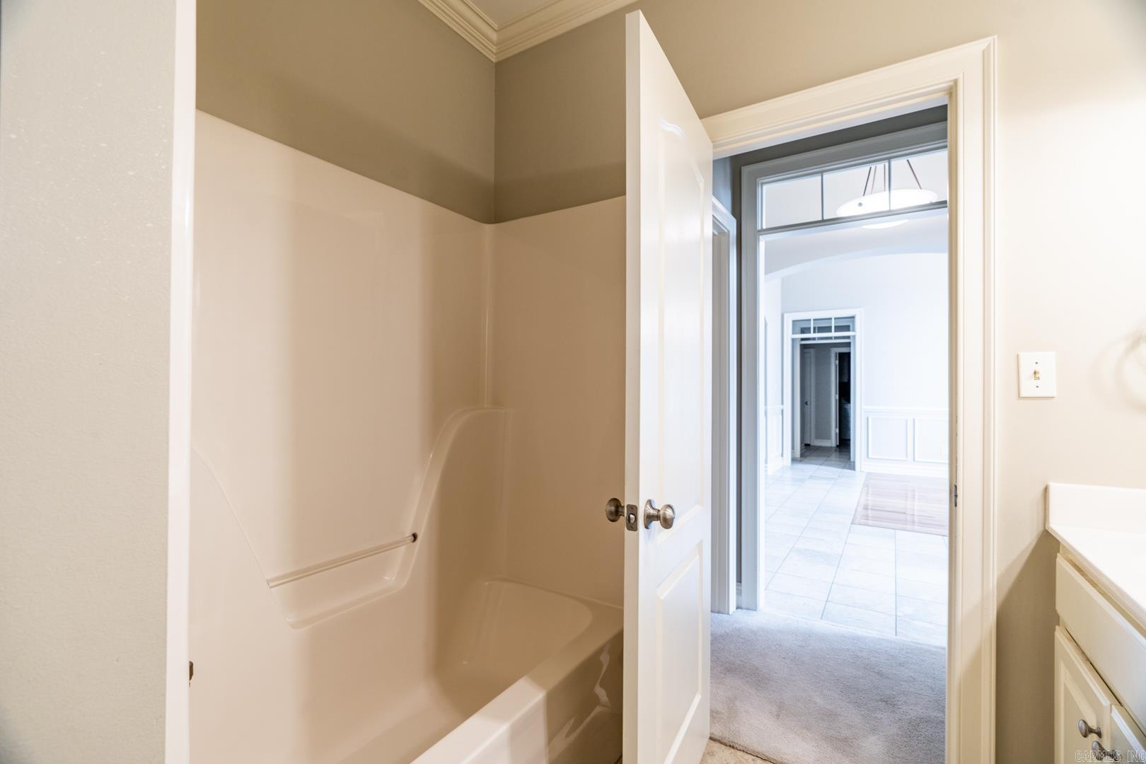 COUNTRY CLUB OF ARK THE - Residential