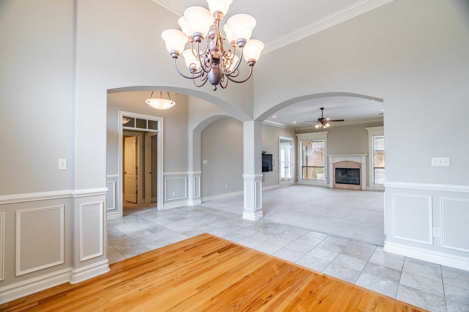 COUNTRY CLUB OF ARK THE - Residential