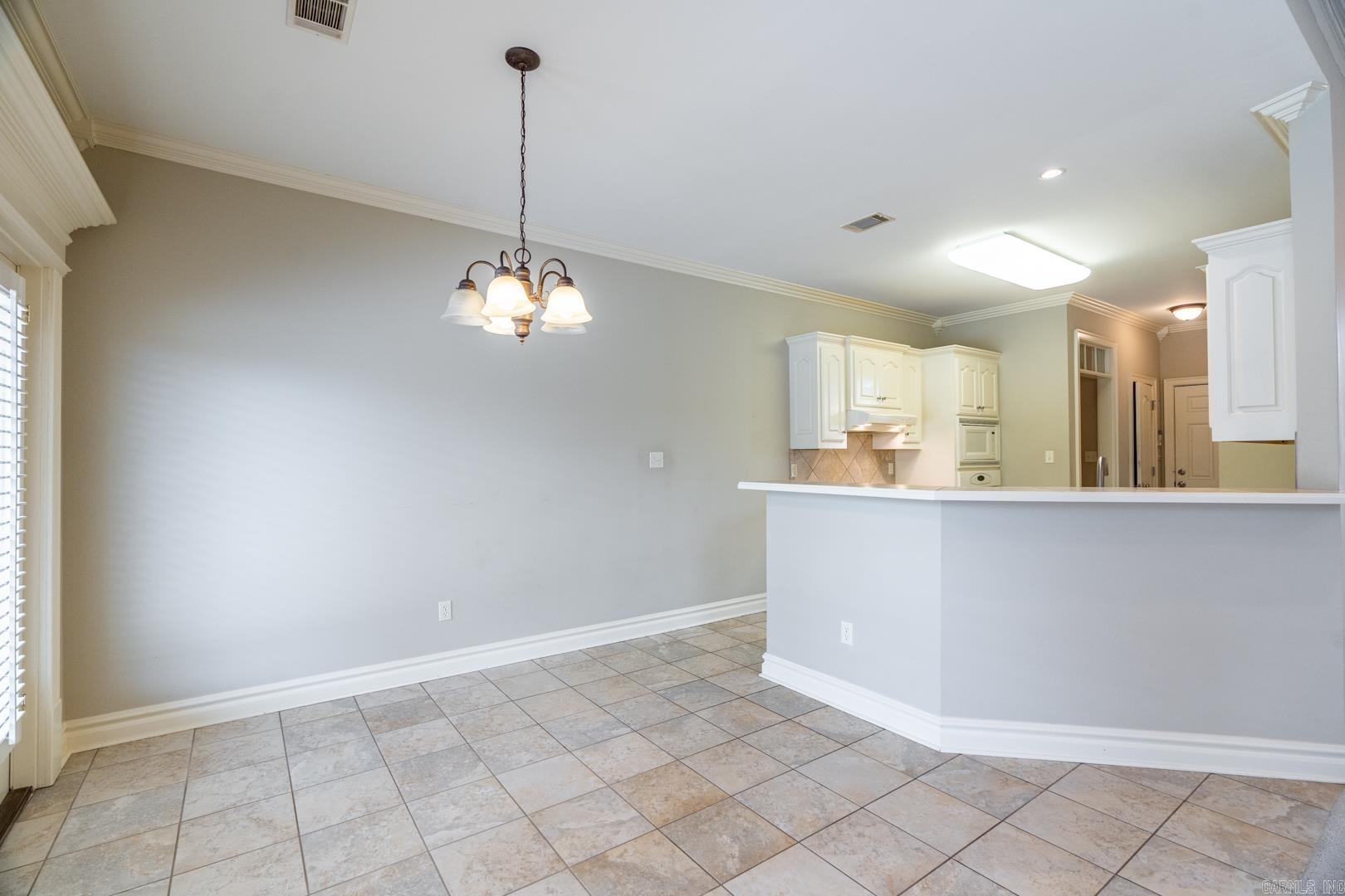 COUNTRY CLUB OF ARK THE - Residential