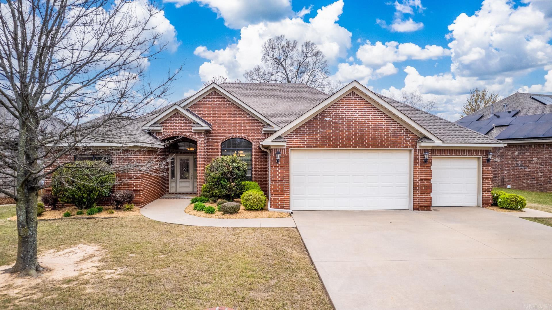 COUNTRY CLUB OF ARK THE - Residential