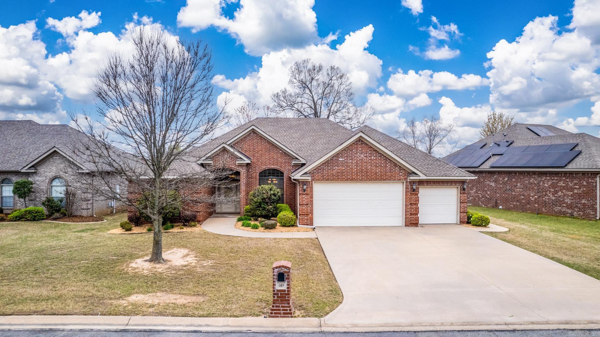 COUNTRY CLUB OF ARK THE - Residential