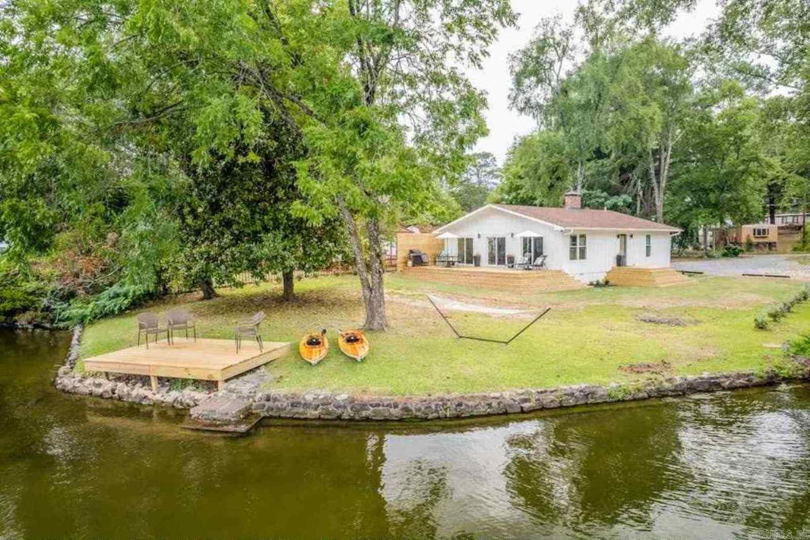 BROADVIEW EXTENSION - Residential