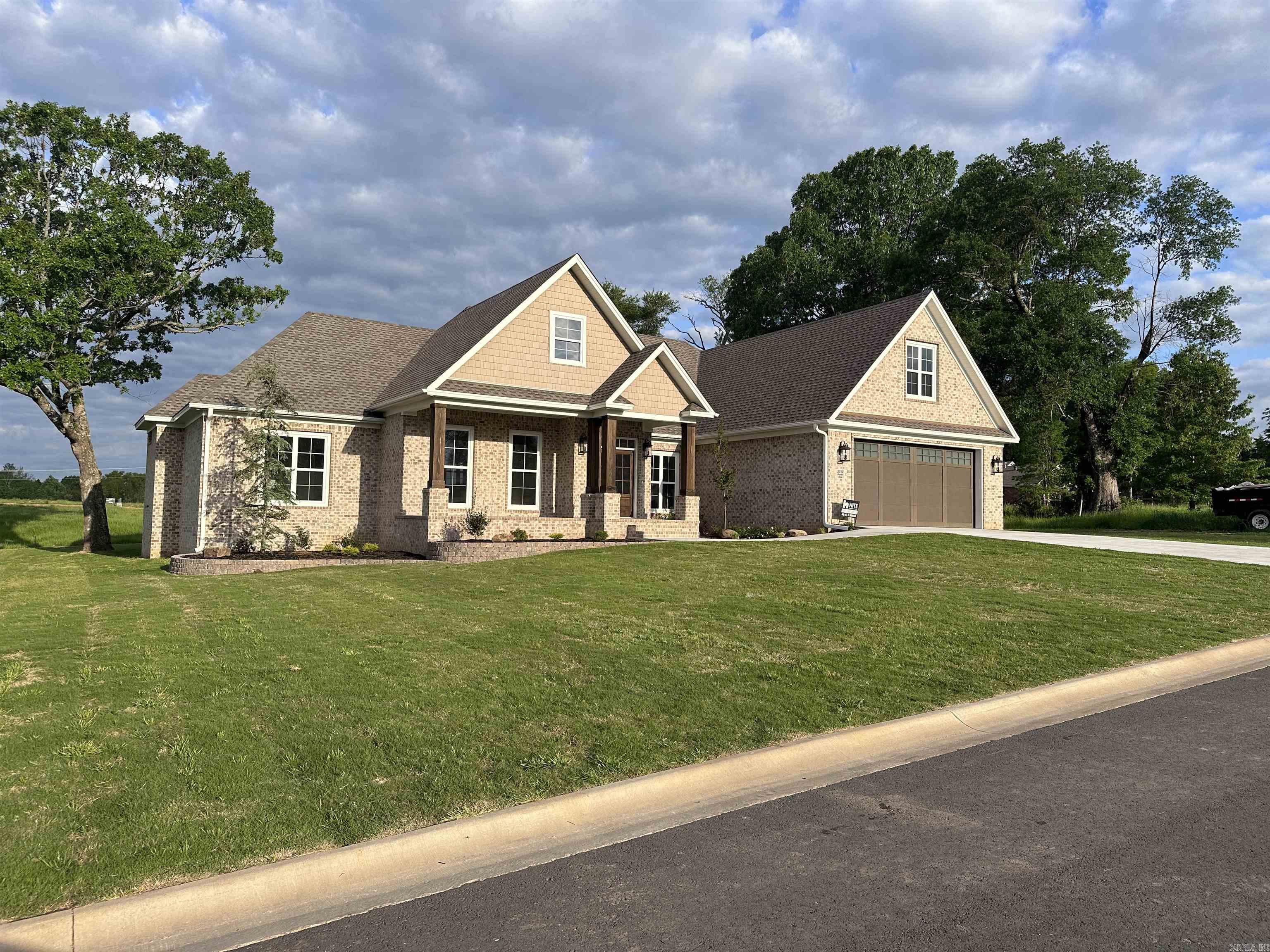 BELMONT ESTATES - Residential