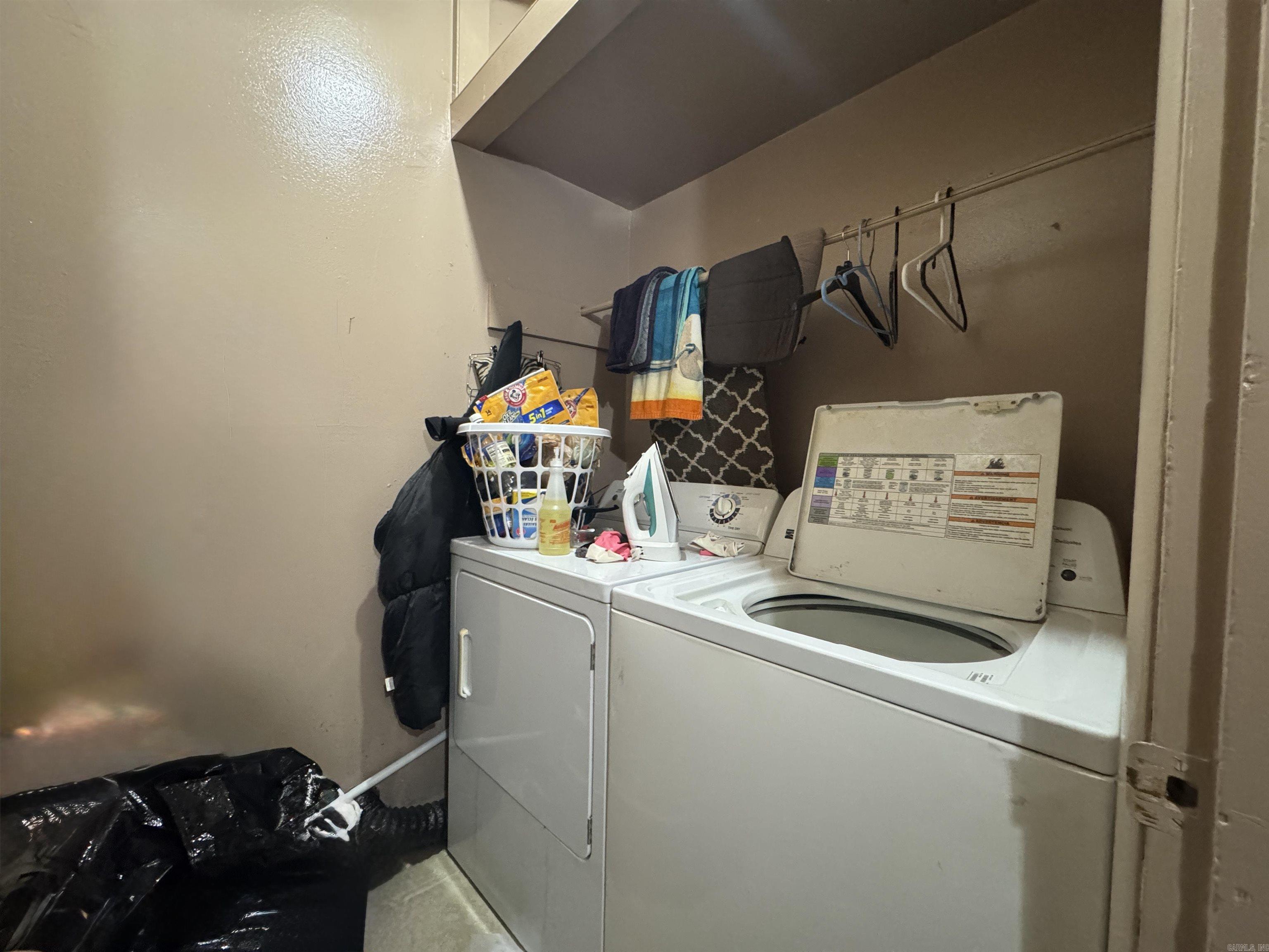 ARROW HEAD MANOR - Residential Income