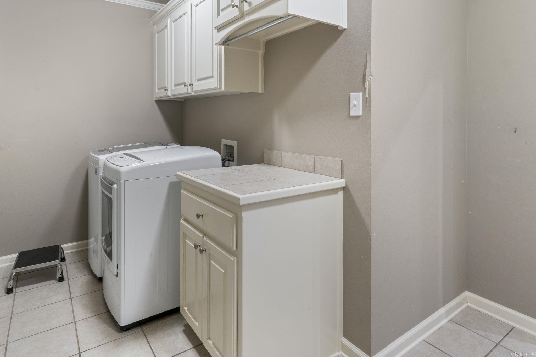 COUNTRY CLUB OF AR-QUARTERS ADDN - Residential