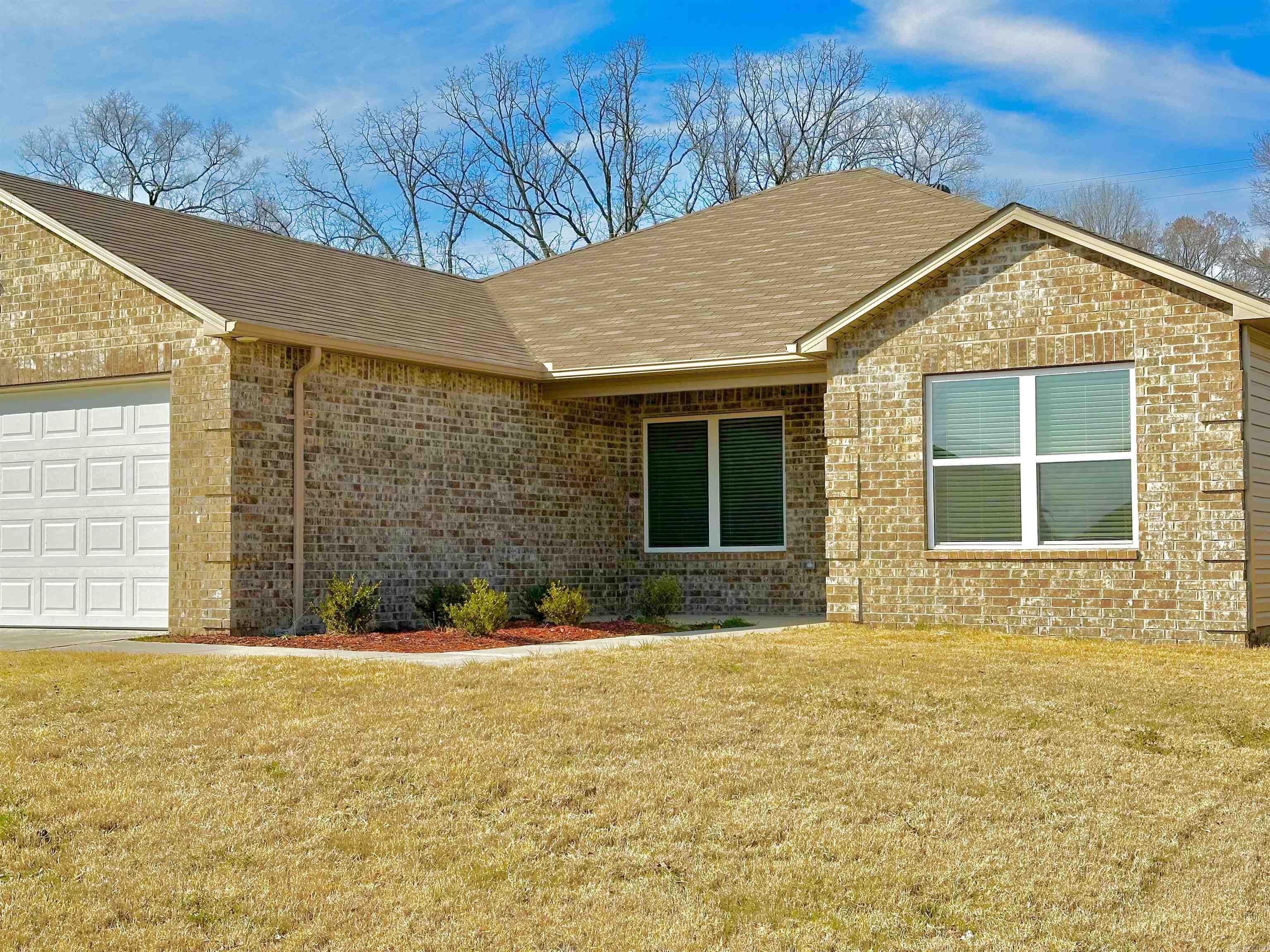 TRAMMEL ESTATES - Residential