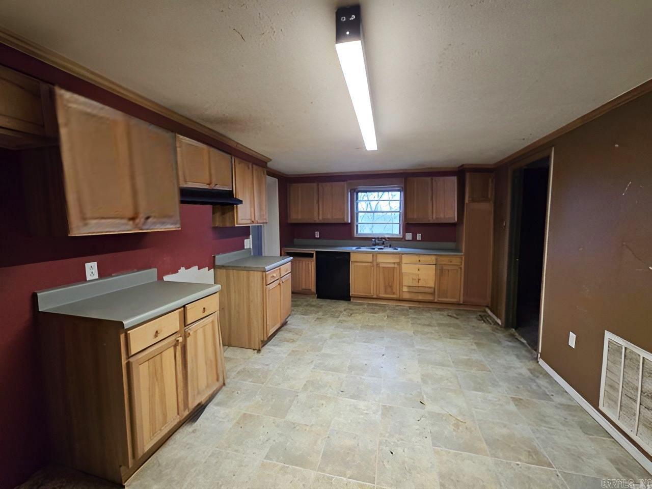 ADAMS BOAT LANDING - Residential