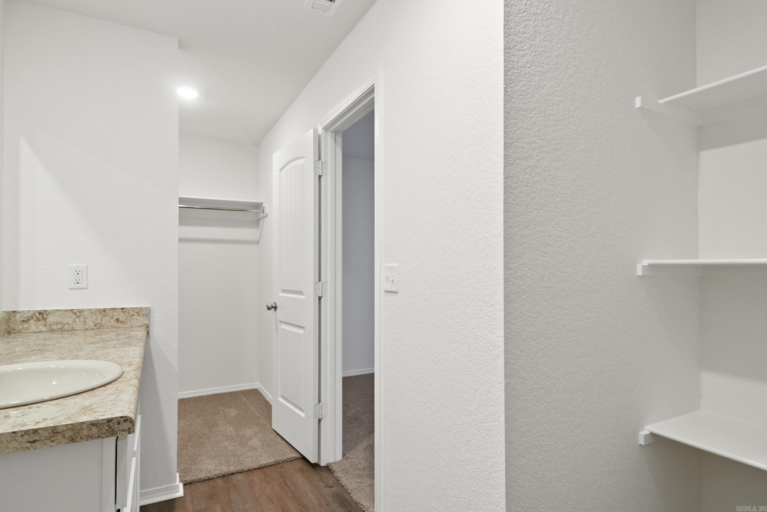 BELL VALLEY - Residential