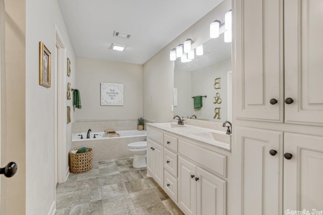 JAXON TERRACE - Residential