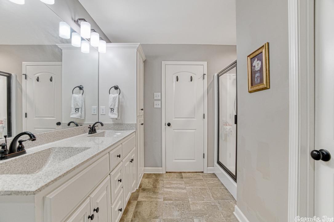 JAXON TERRACE - Residential