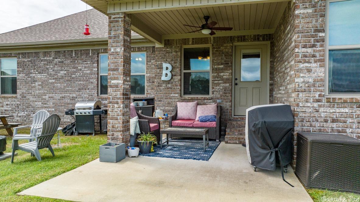 JAXON TERRACE - Residential