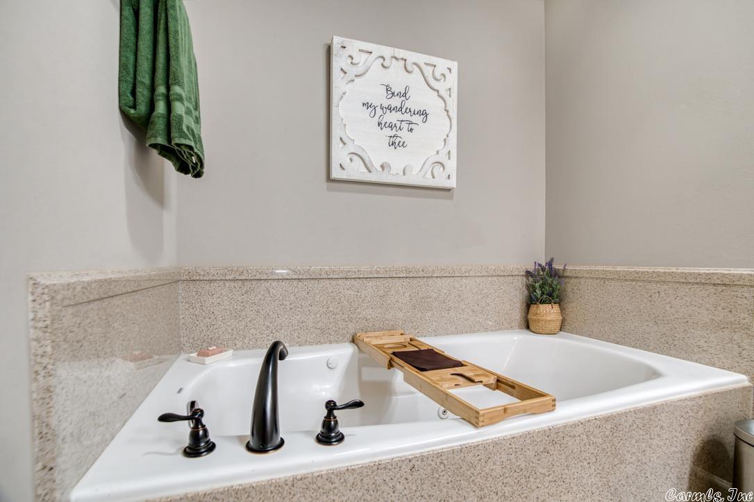 JAXON TERRACE - Residential