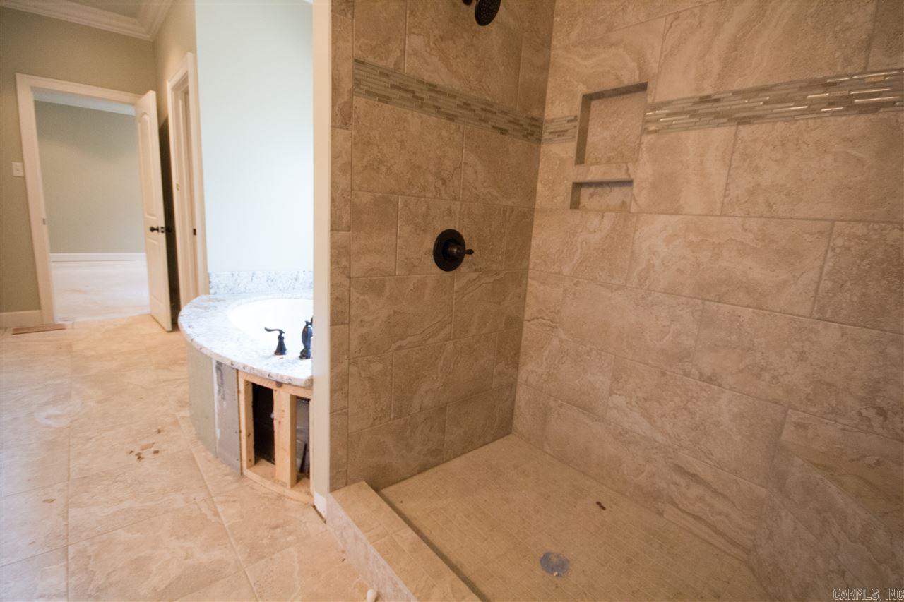 MAUMELLE VALLEY ESTATES - Residential