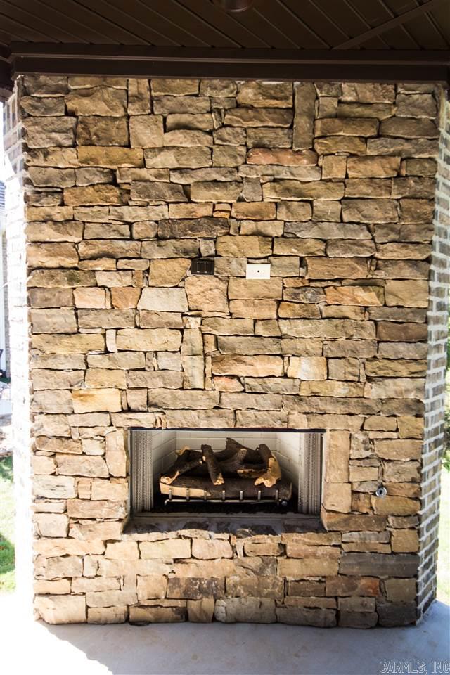 MAUMELLE VALLEY ESTATES - Residential