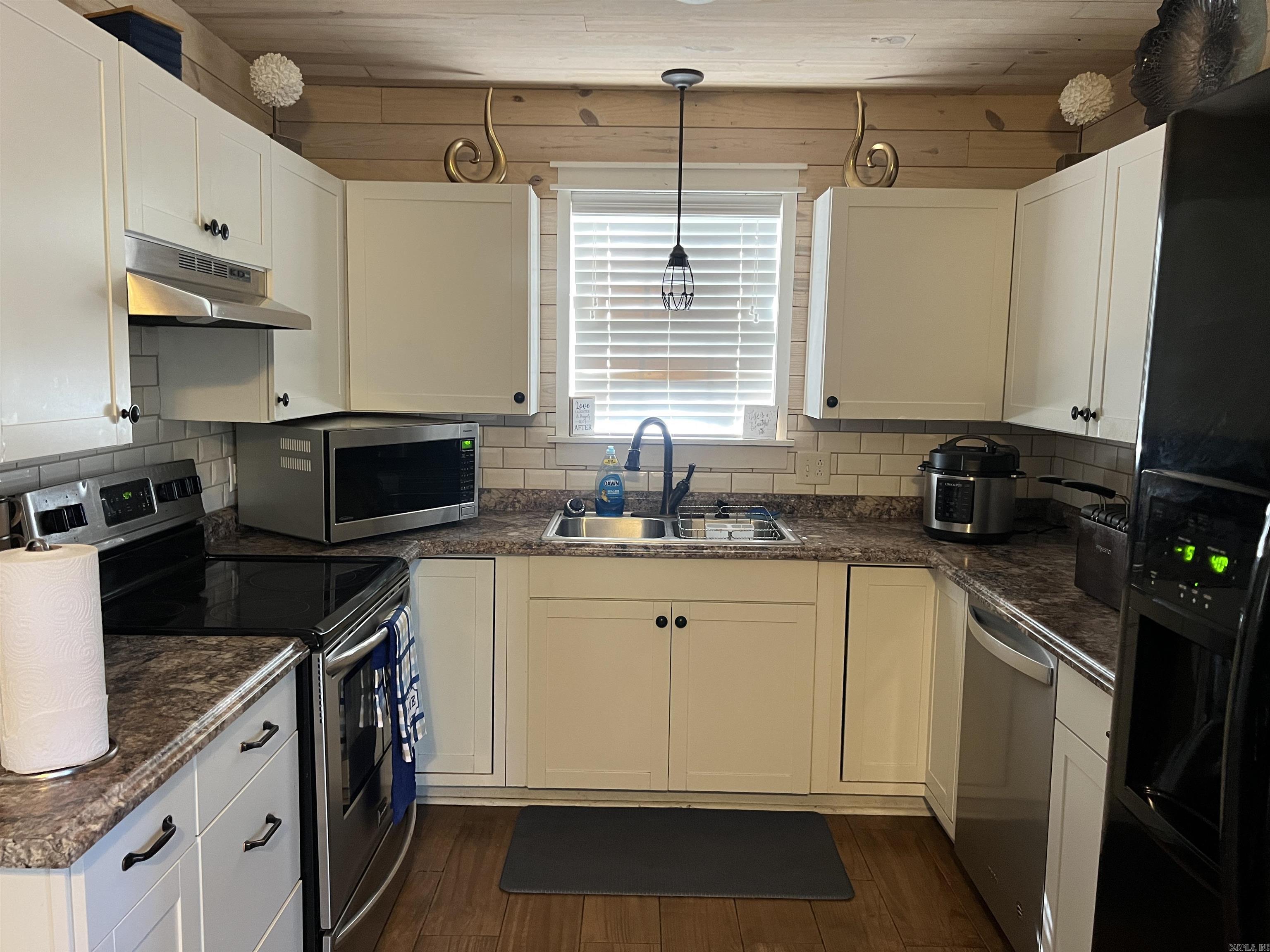 SHERWOOD FOREST ADD - Residential