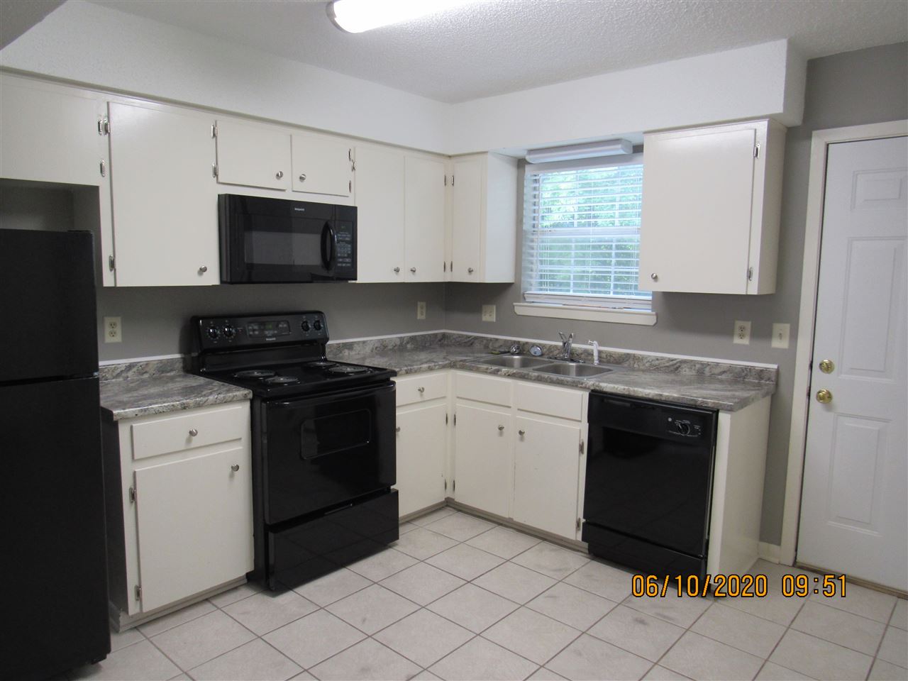 Vaughns - Residential Lease