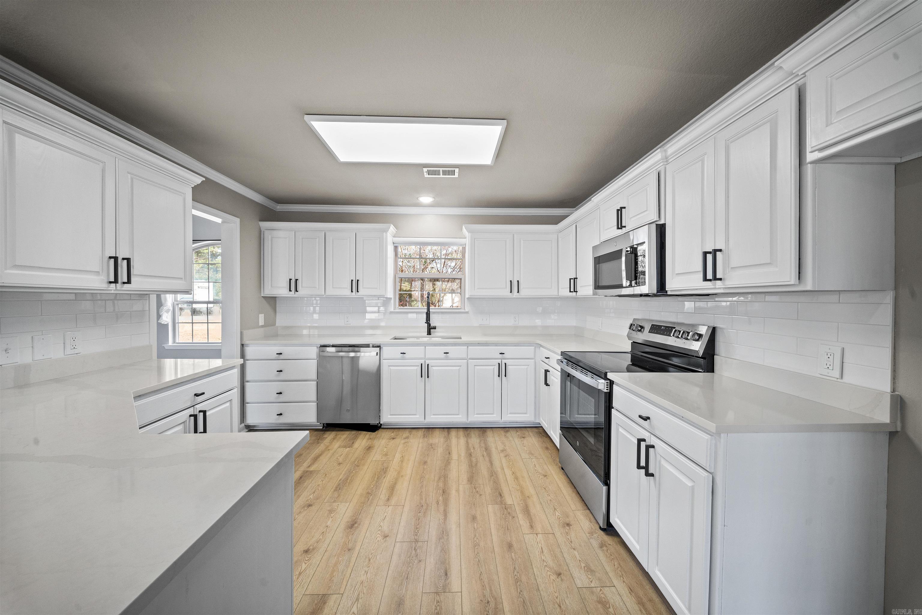 LEXINGTON PARK - Residential