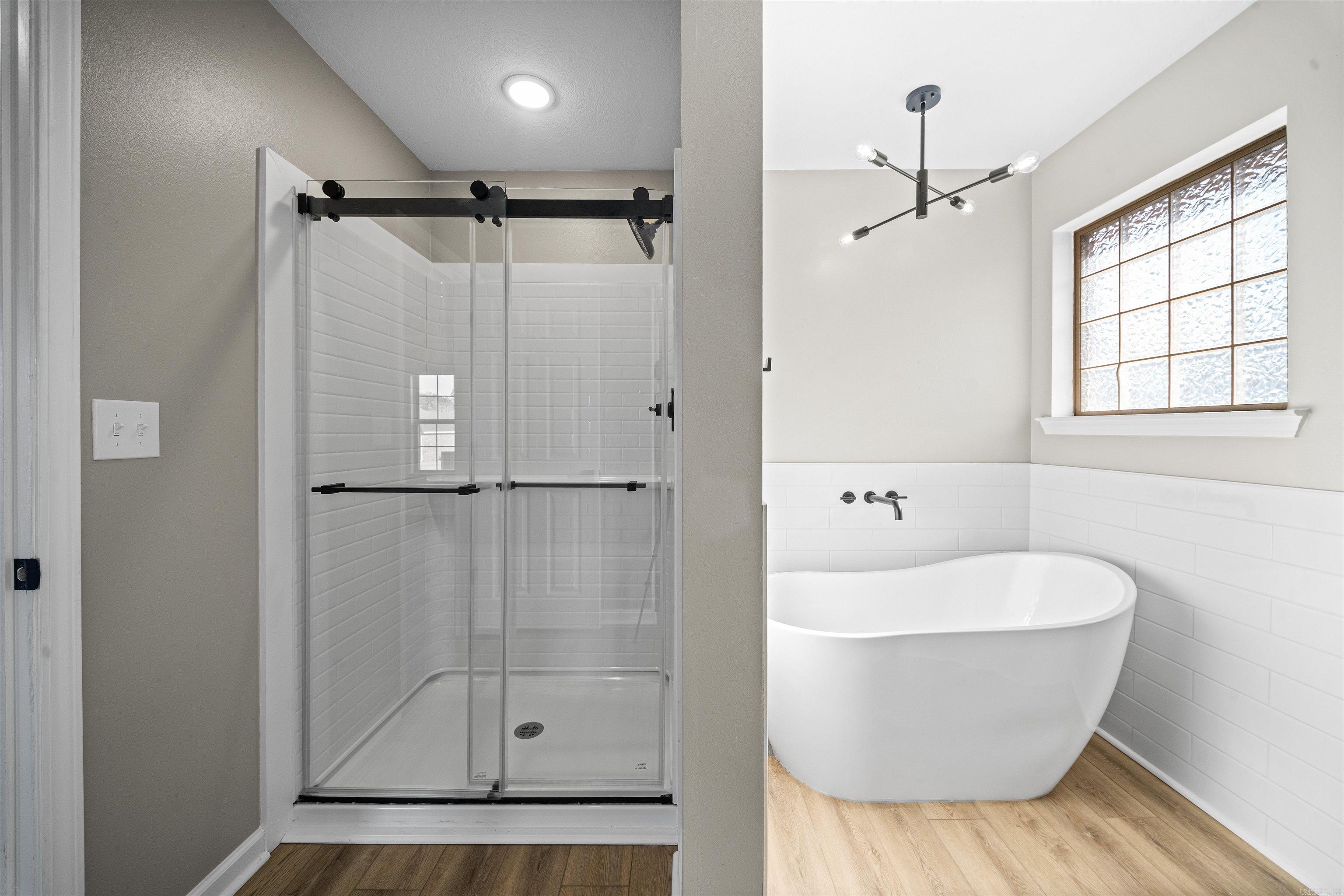 LEXINGTON PARK - Residential