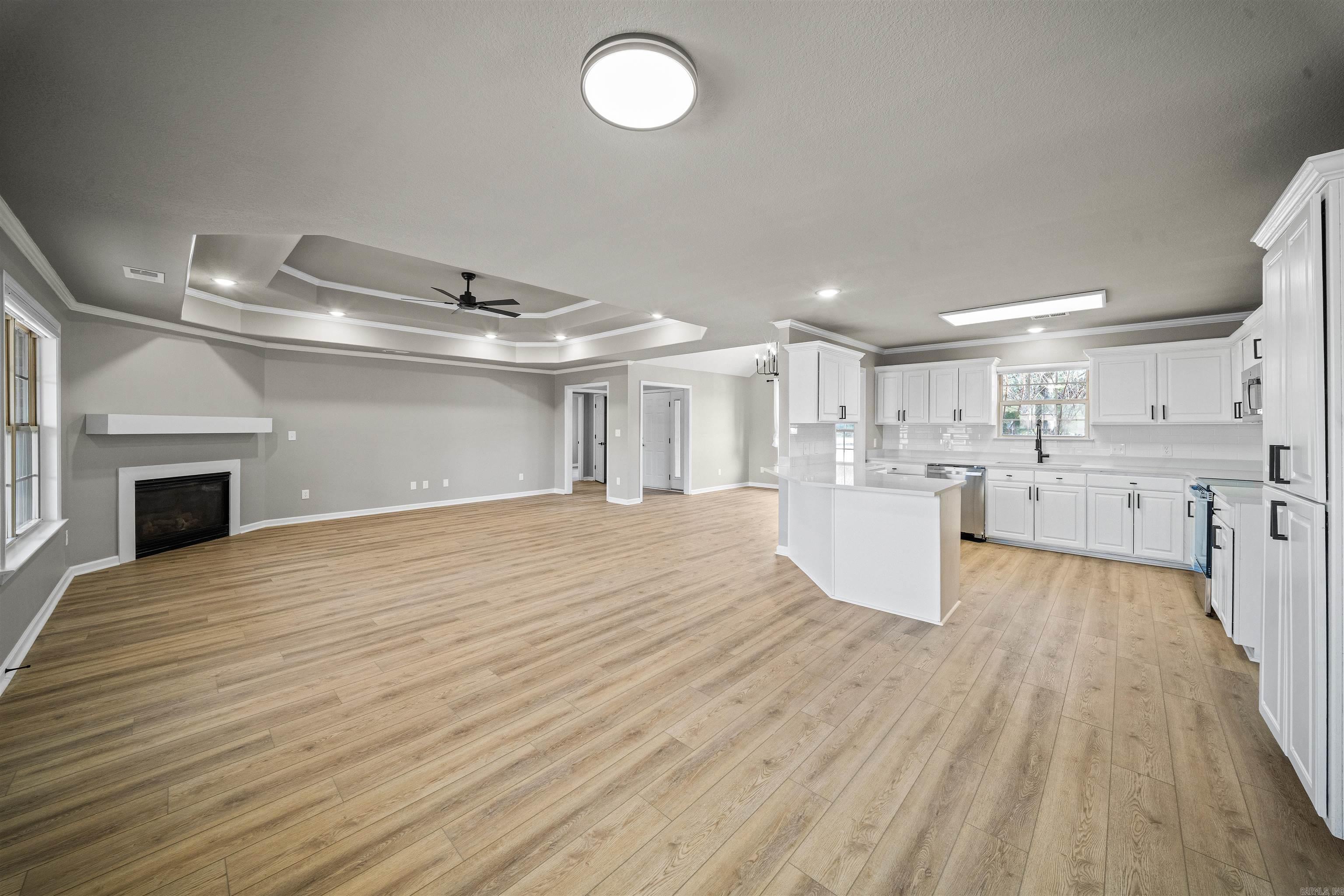 LEXINGTON PARK - Residential