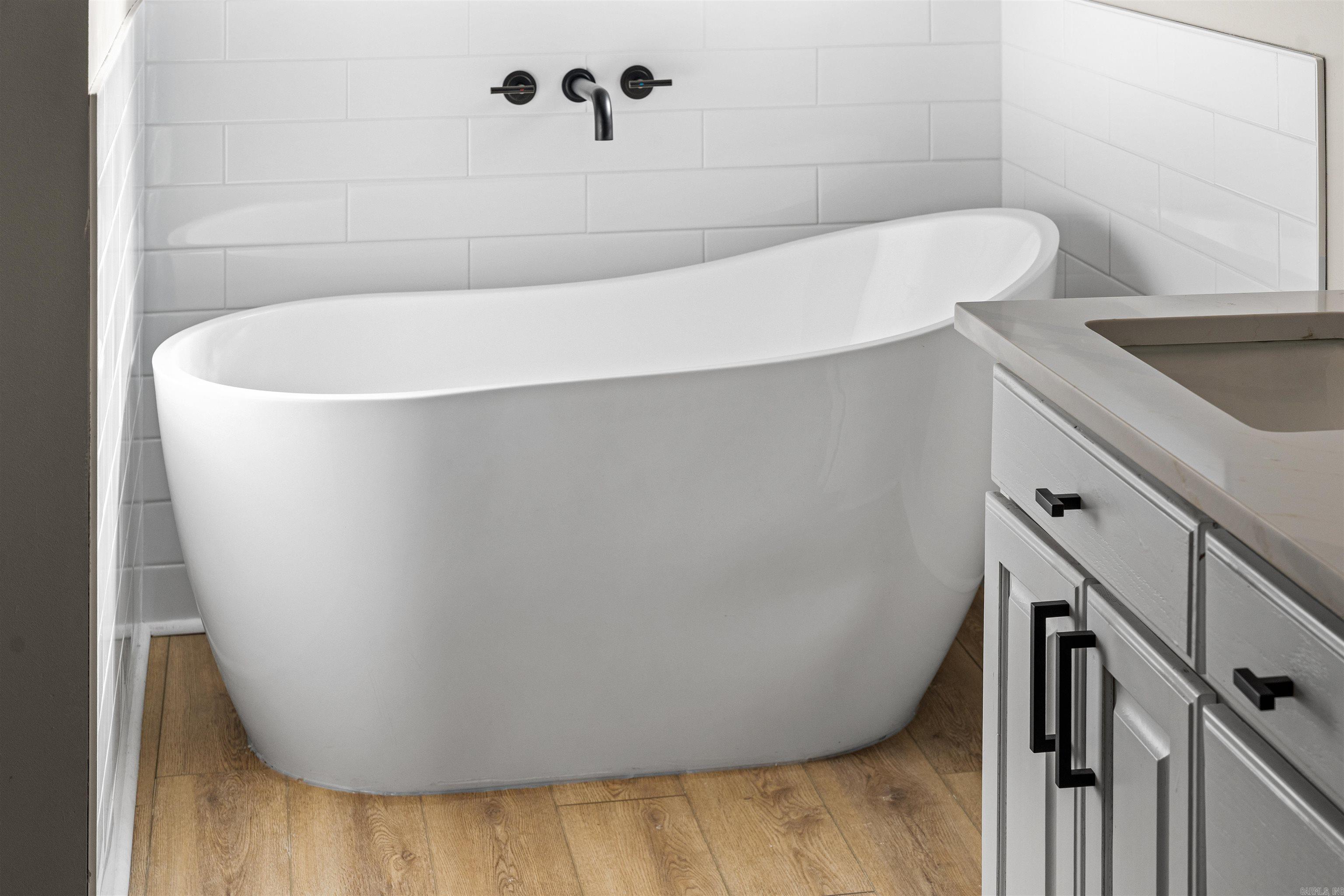 LEXINGTON PARK - Residential