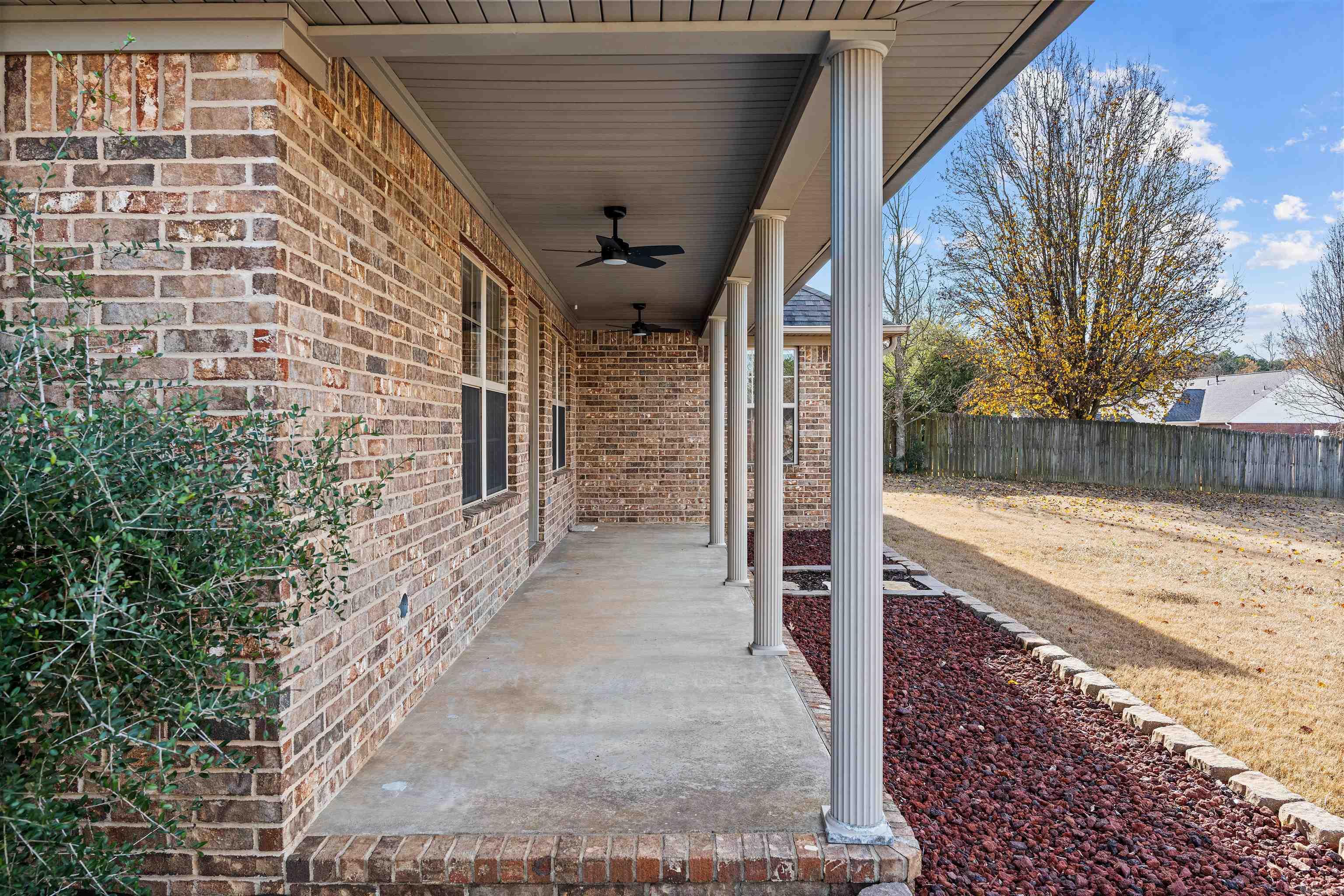 LEXINGTON PARK - Residential