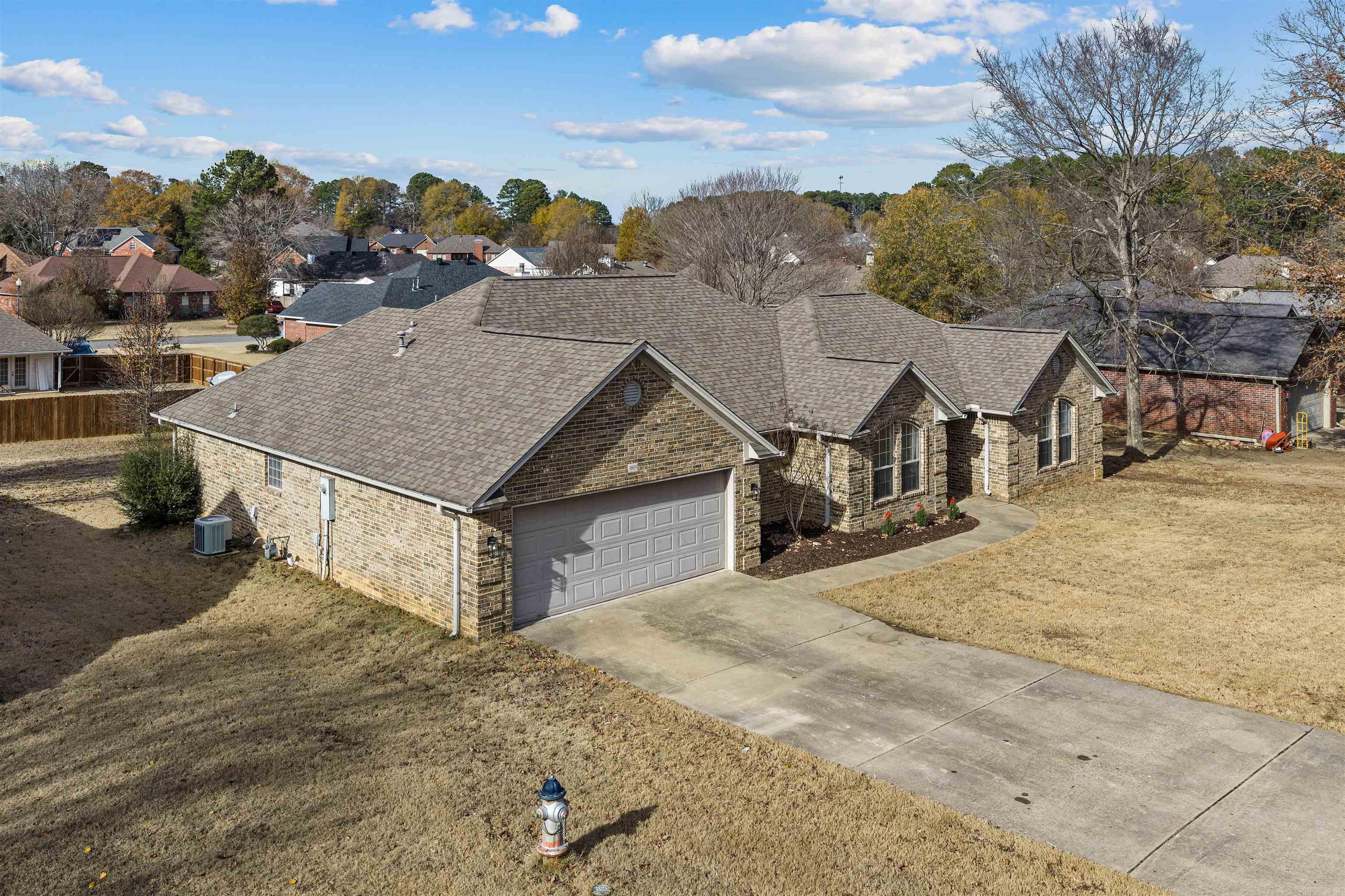 LEXINGTON PARK - Residential