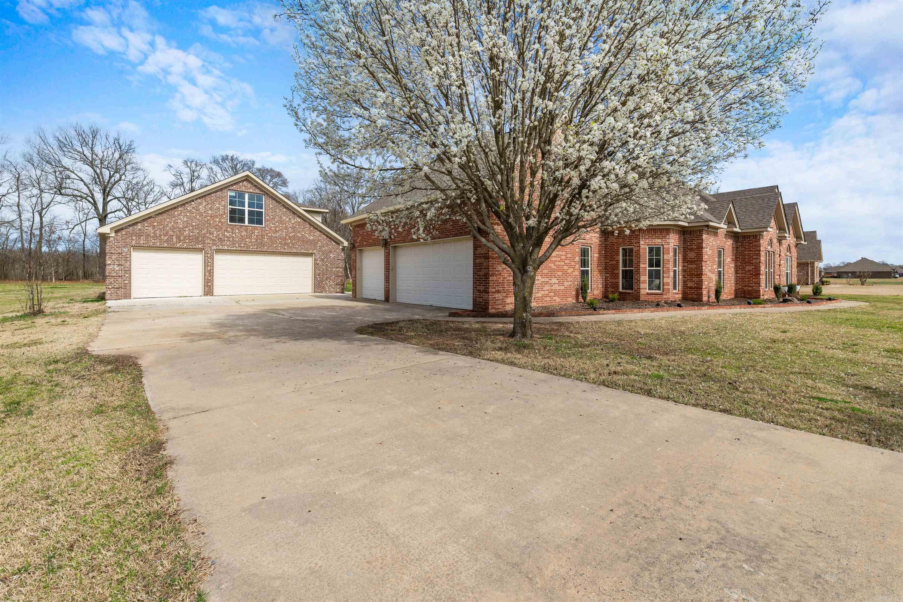 Mound Lake II - Residential