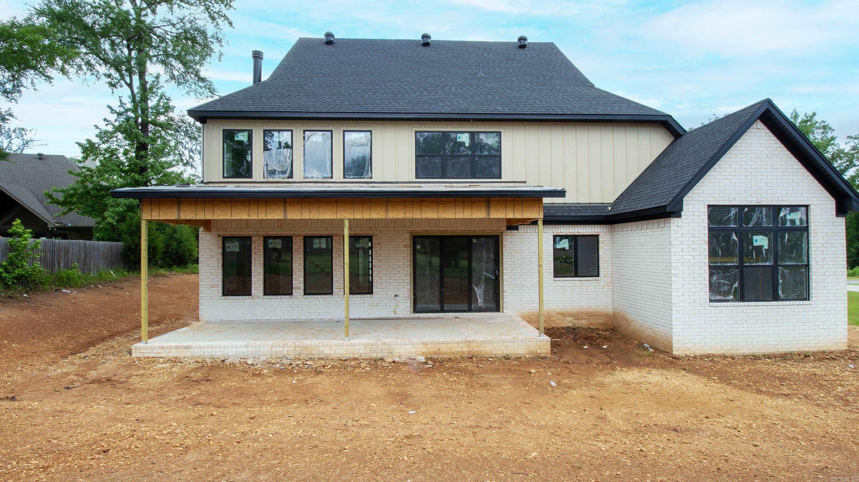 NORTH SHORE @ HURRICANE LAKE EST - Residential