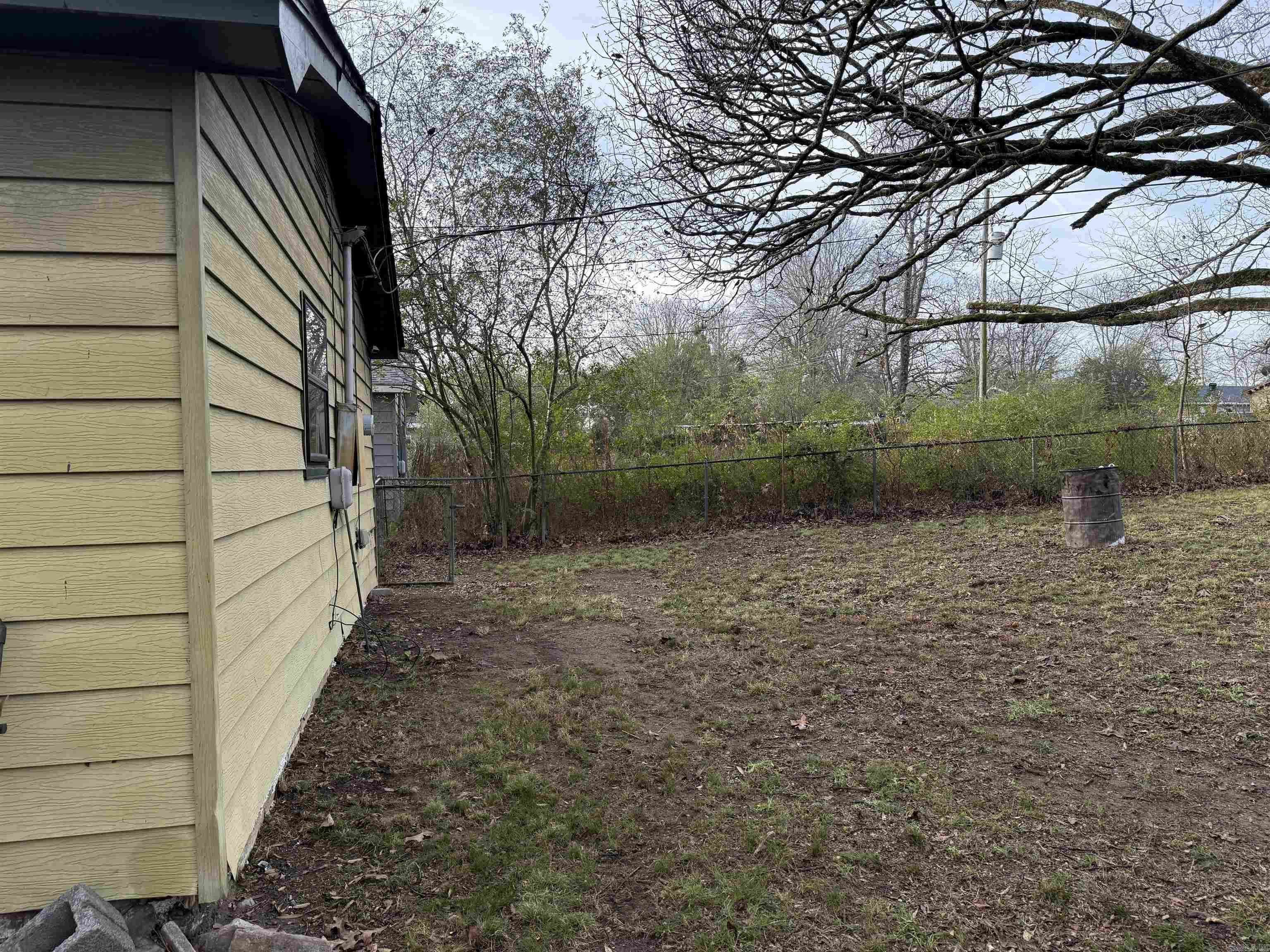 BARROW JOHN - Residential